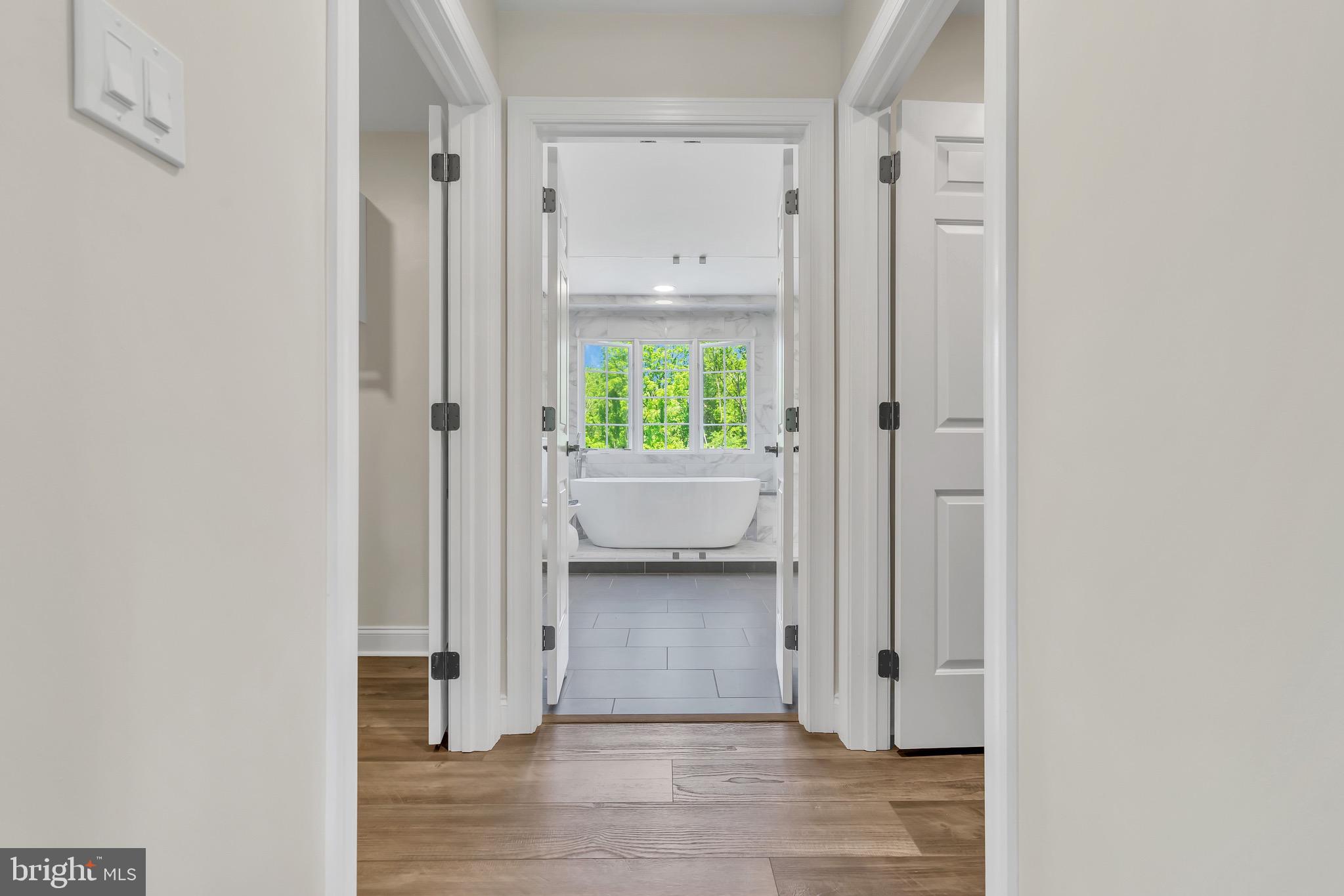CHANTILLY FARM - Residential