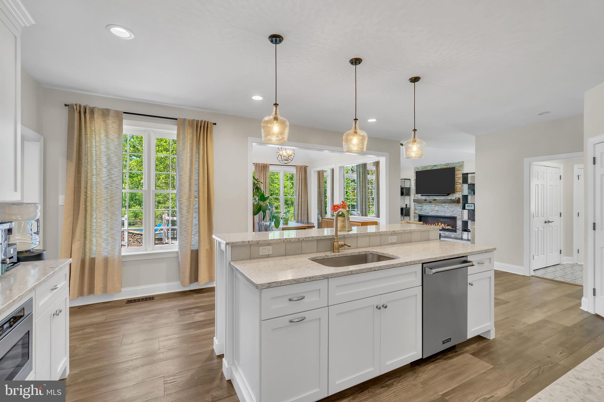 CHANTILLY FARM - Residential