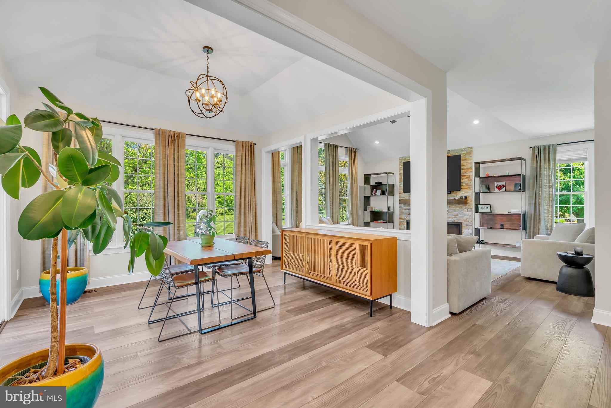 CHANTILLY FARM - Residential