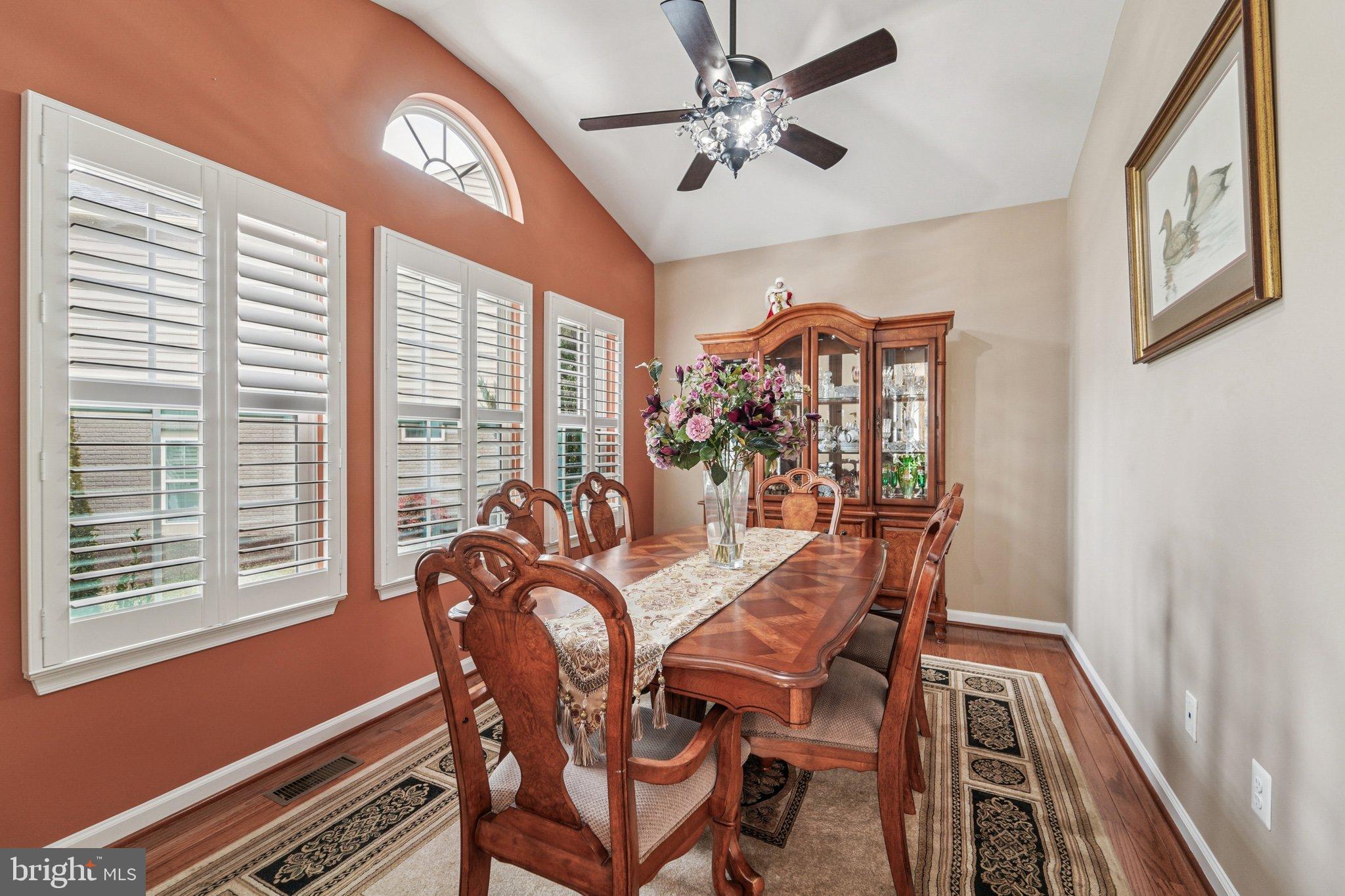 SIGNATURE CLUB AT GREENVIEW - Residential