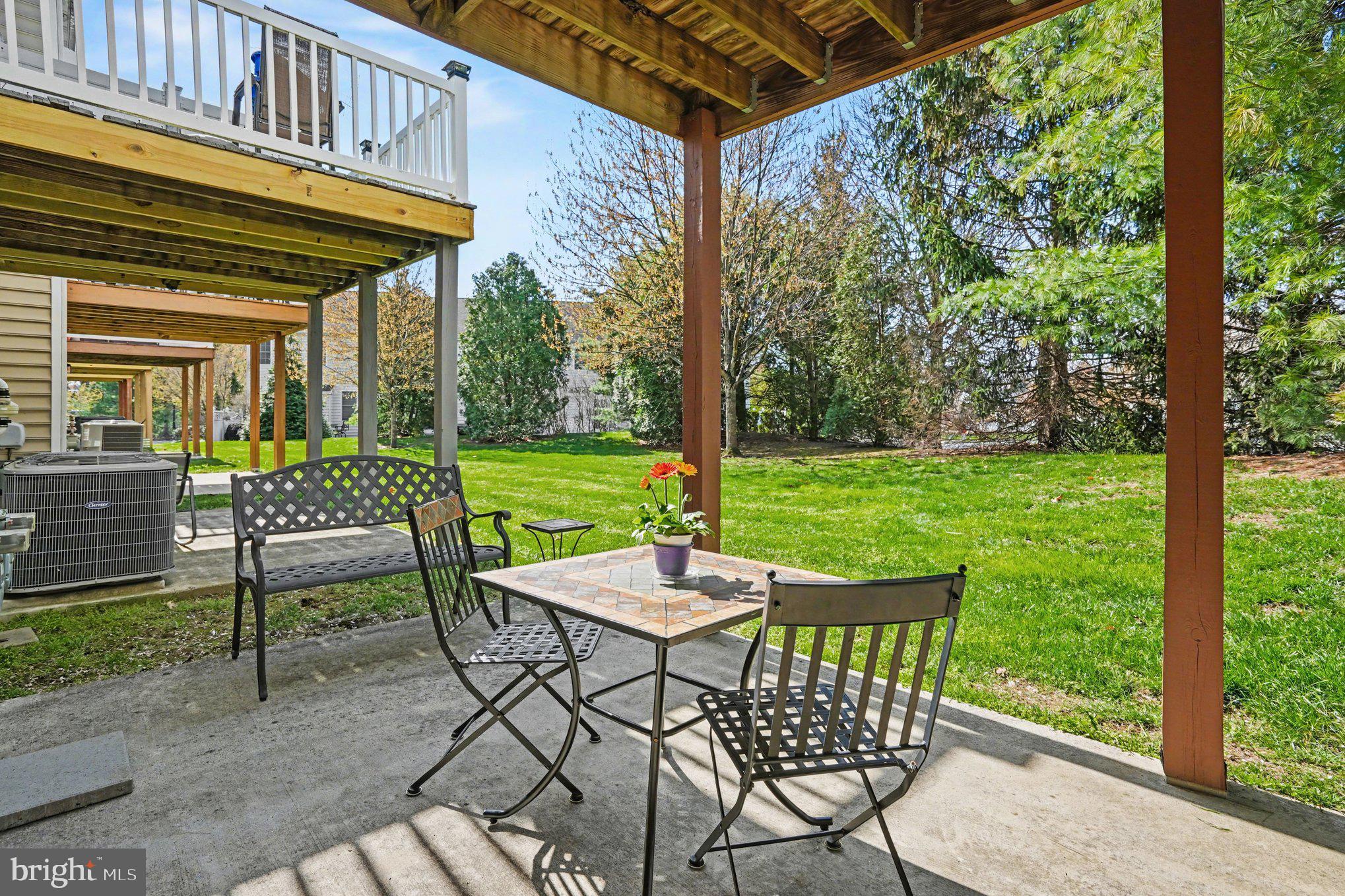 THE ENCLAVE - Residential