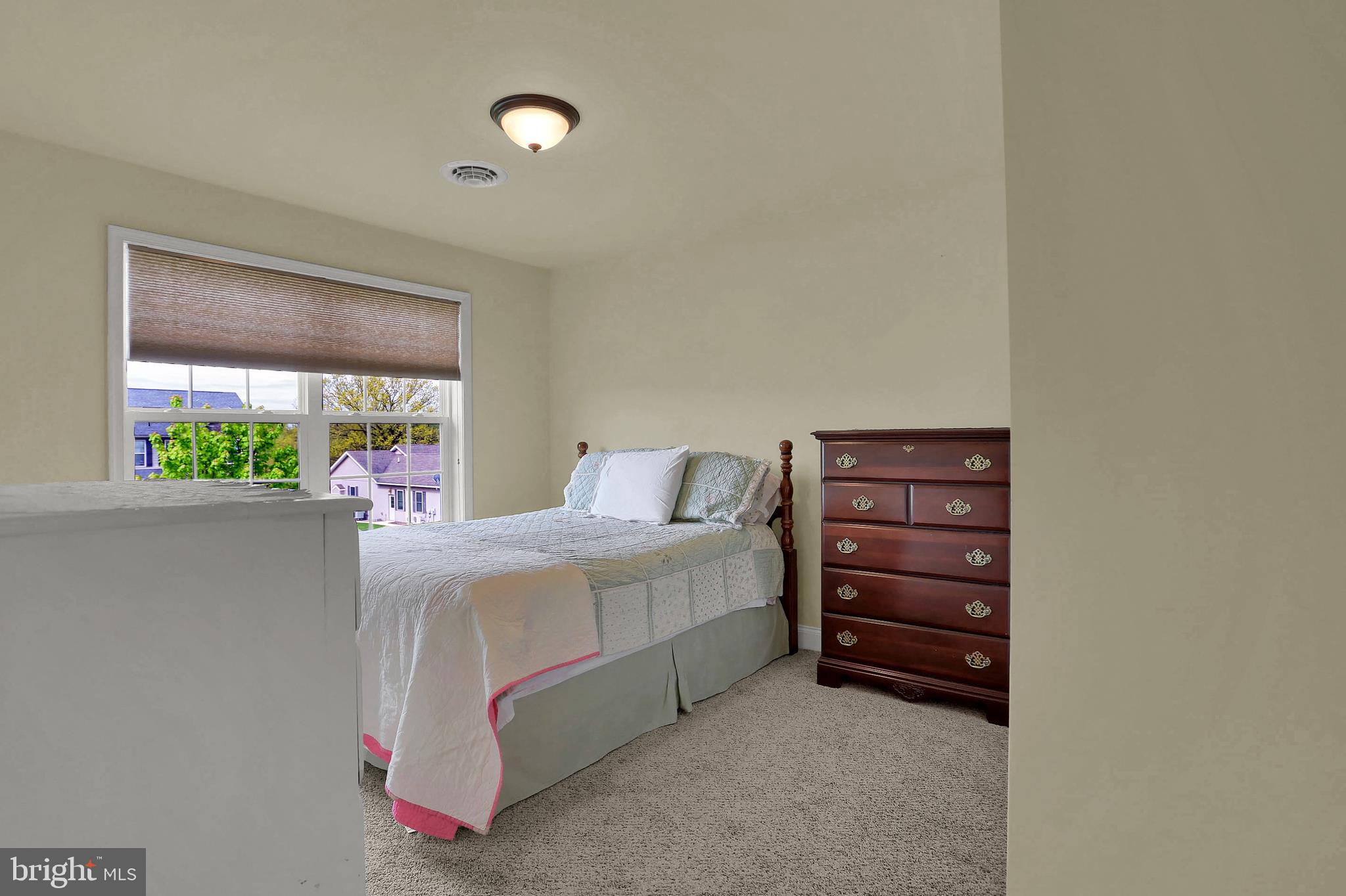 ROLLING HILLS - Residential