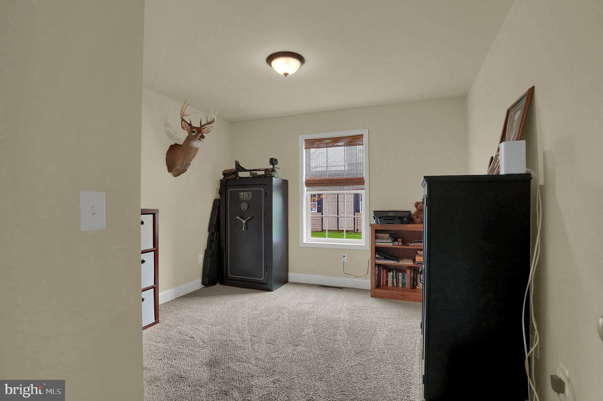 ROLLING HILLS - Residential