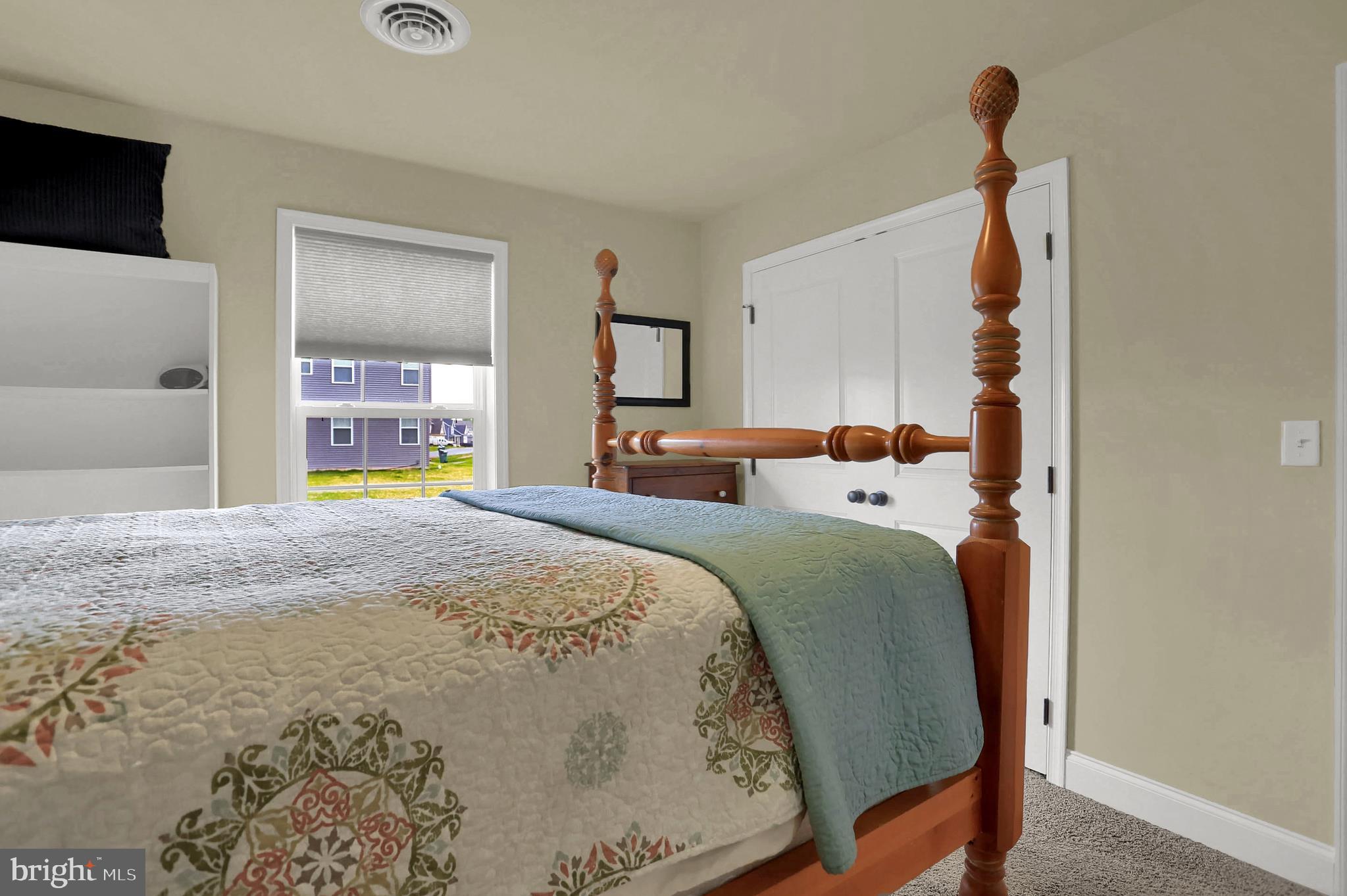 ROLLING HILLS - Residential