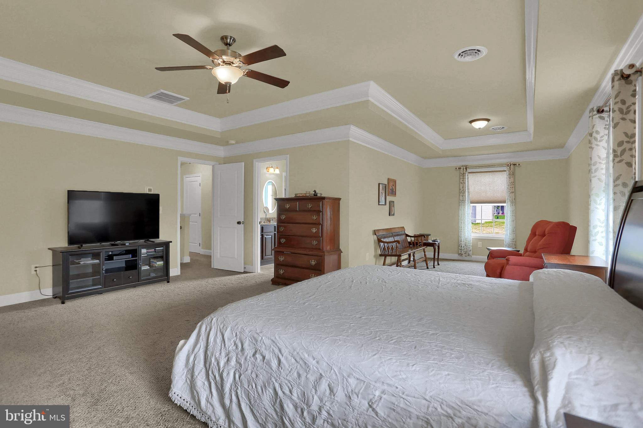 ROLLING HILLS - Residential