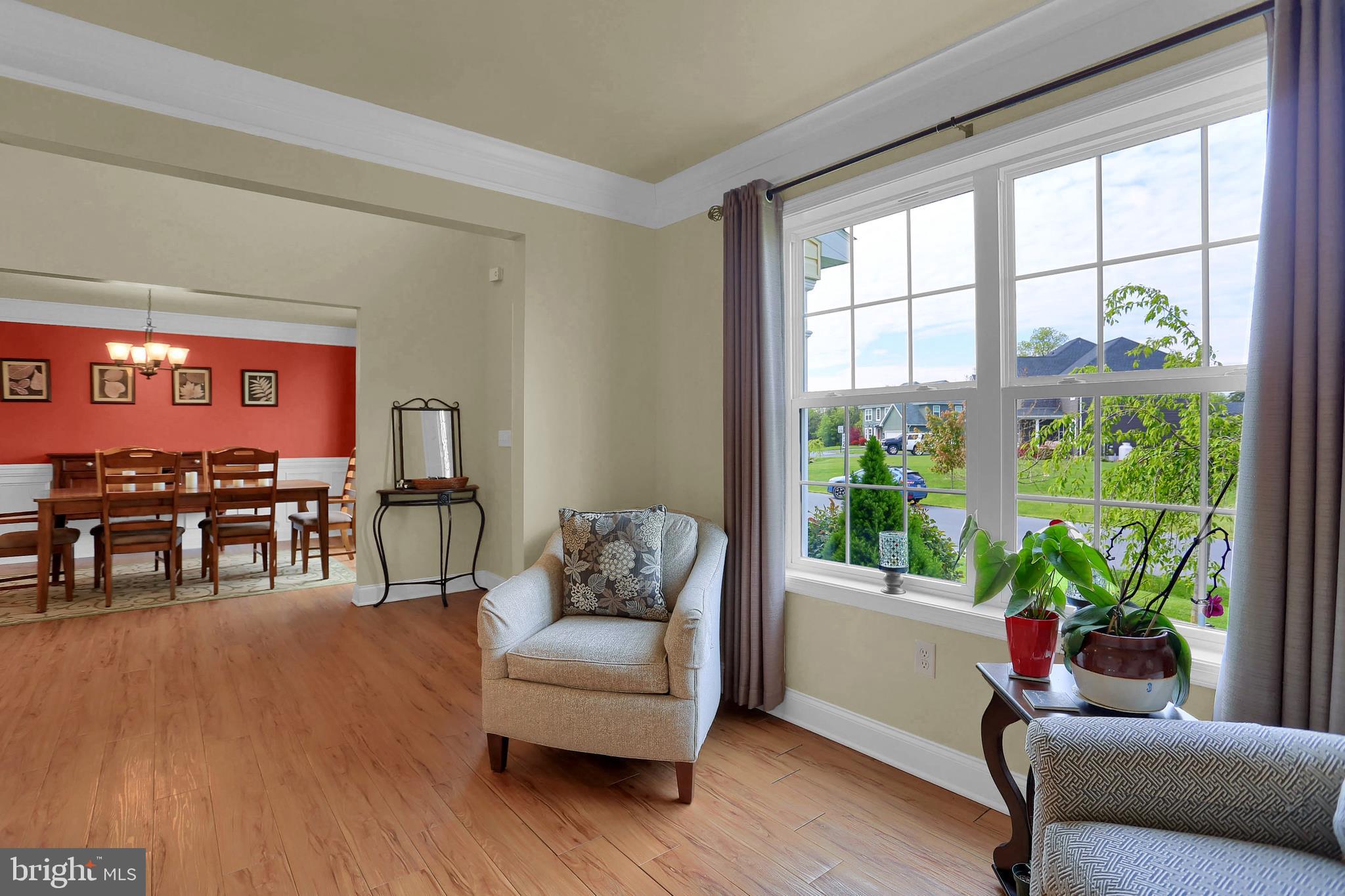 ROLLING HILLS - Residential