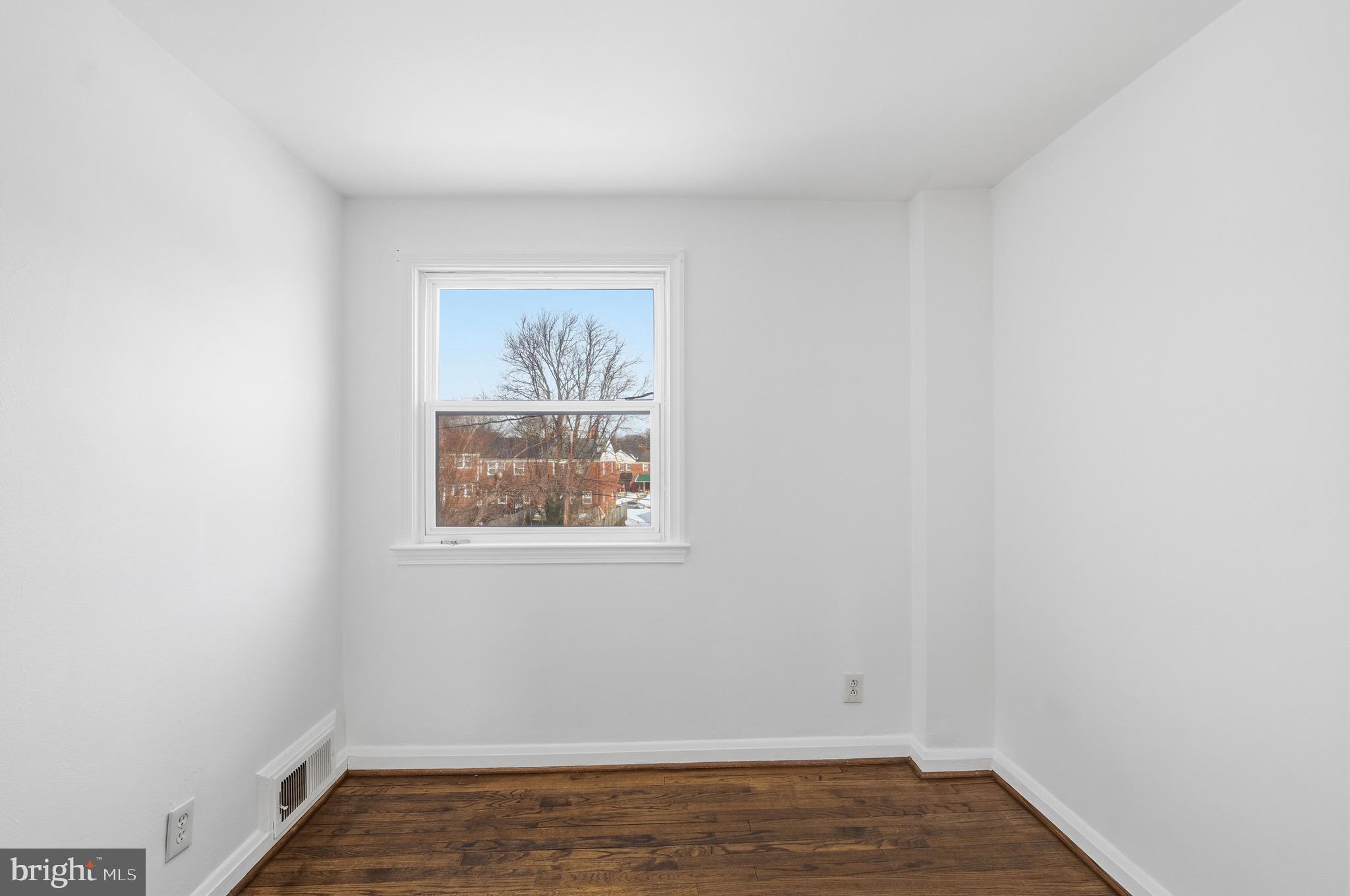 LOCH RAVEN - Residential