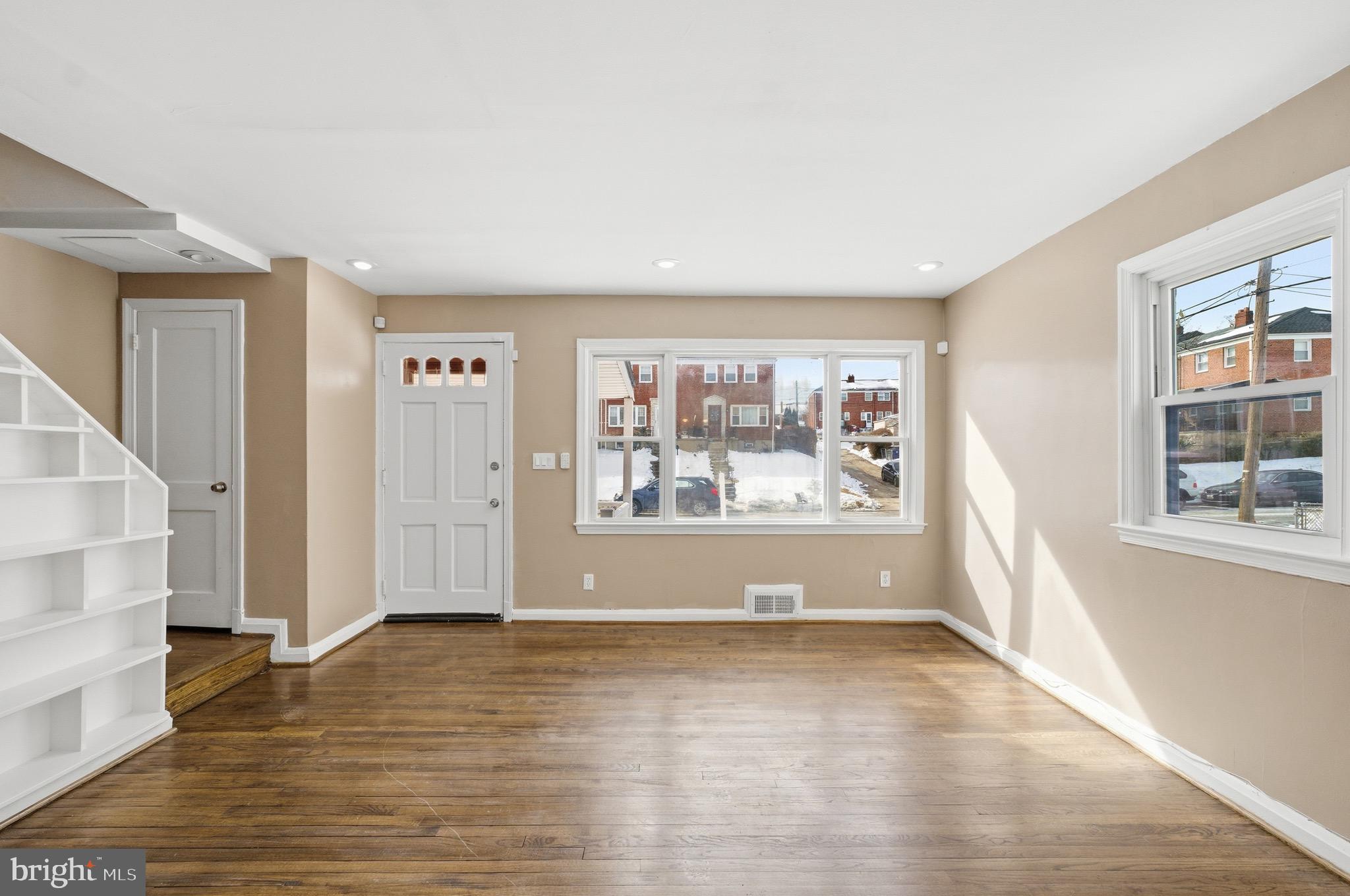 LOCH RAVEN - Residential