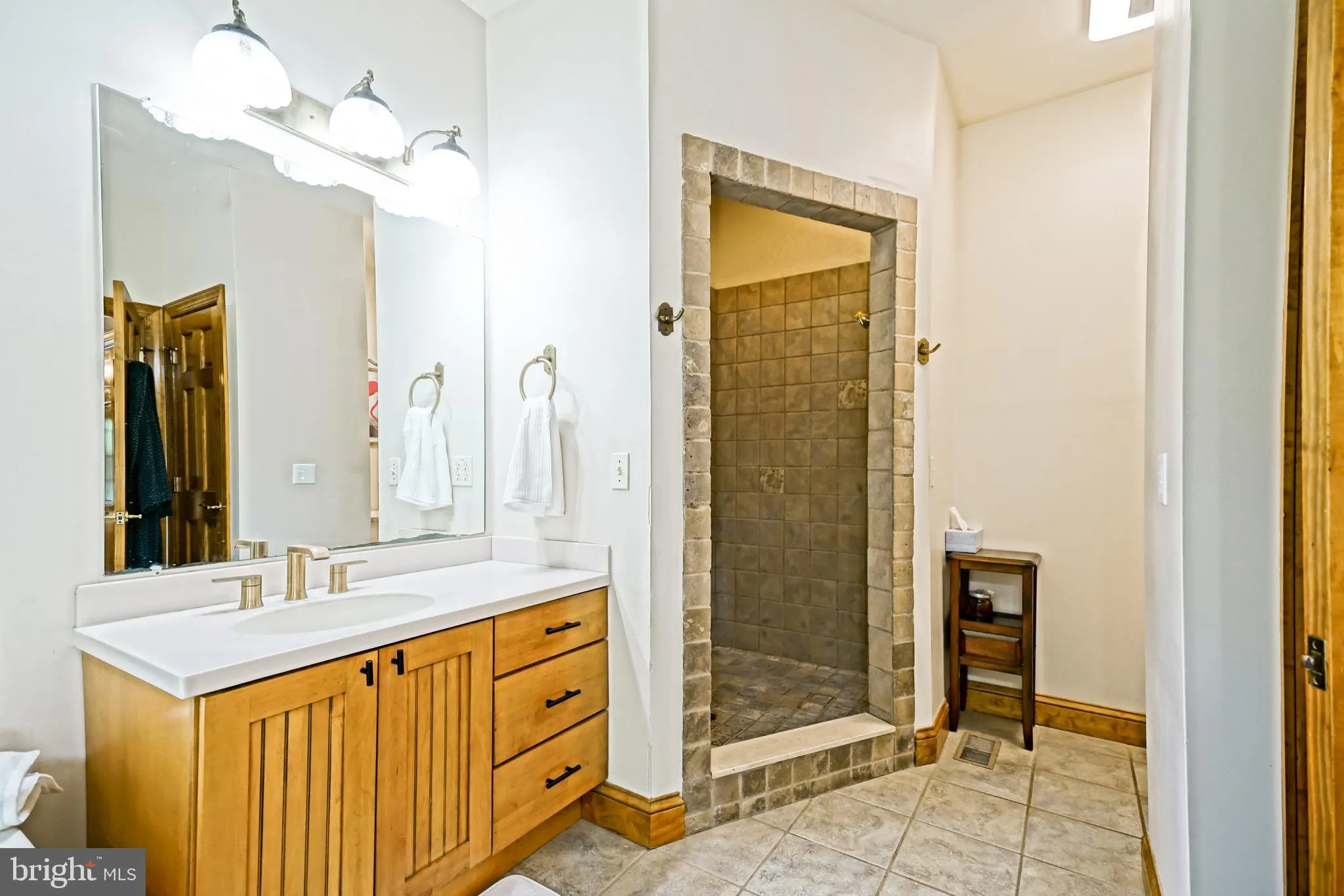 Dagsboro, Delaware 19939, United States, 4 Bedrooms Bedrooms, ,4 BathroomsBathrooms,Residential,Active,164163