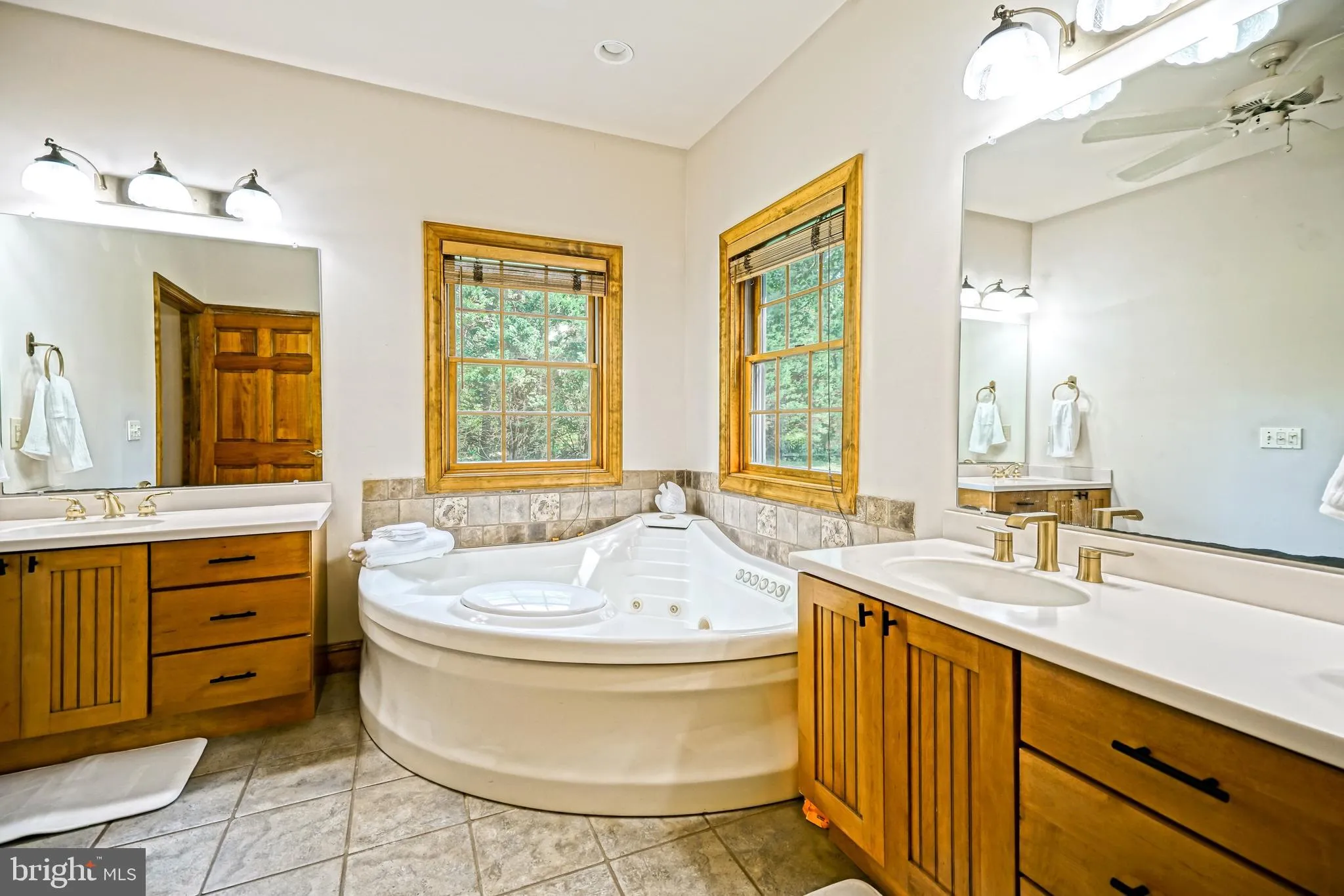 Dagsboro, Delaware 19939, United States, 4 Bedrooms Bedrooms, ,4 BathroomsBathrooms,Residential,Active,164163