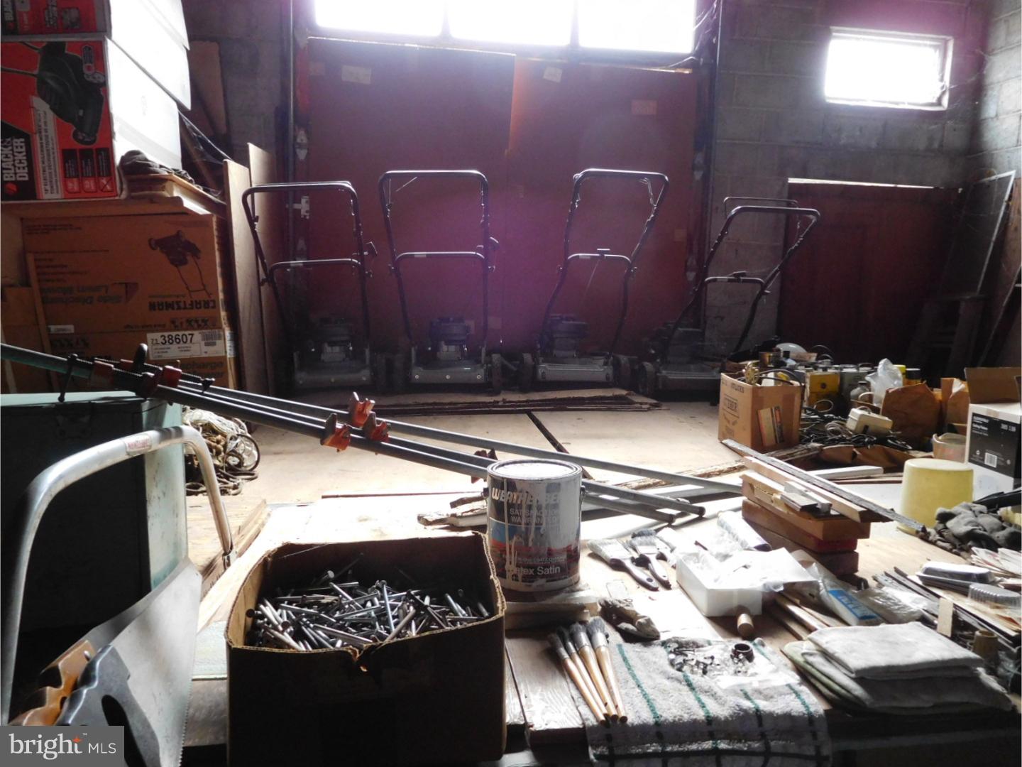 OVERBROOK - Commercial Sale