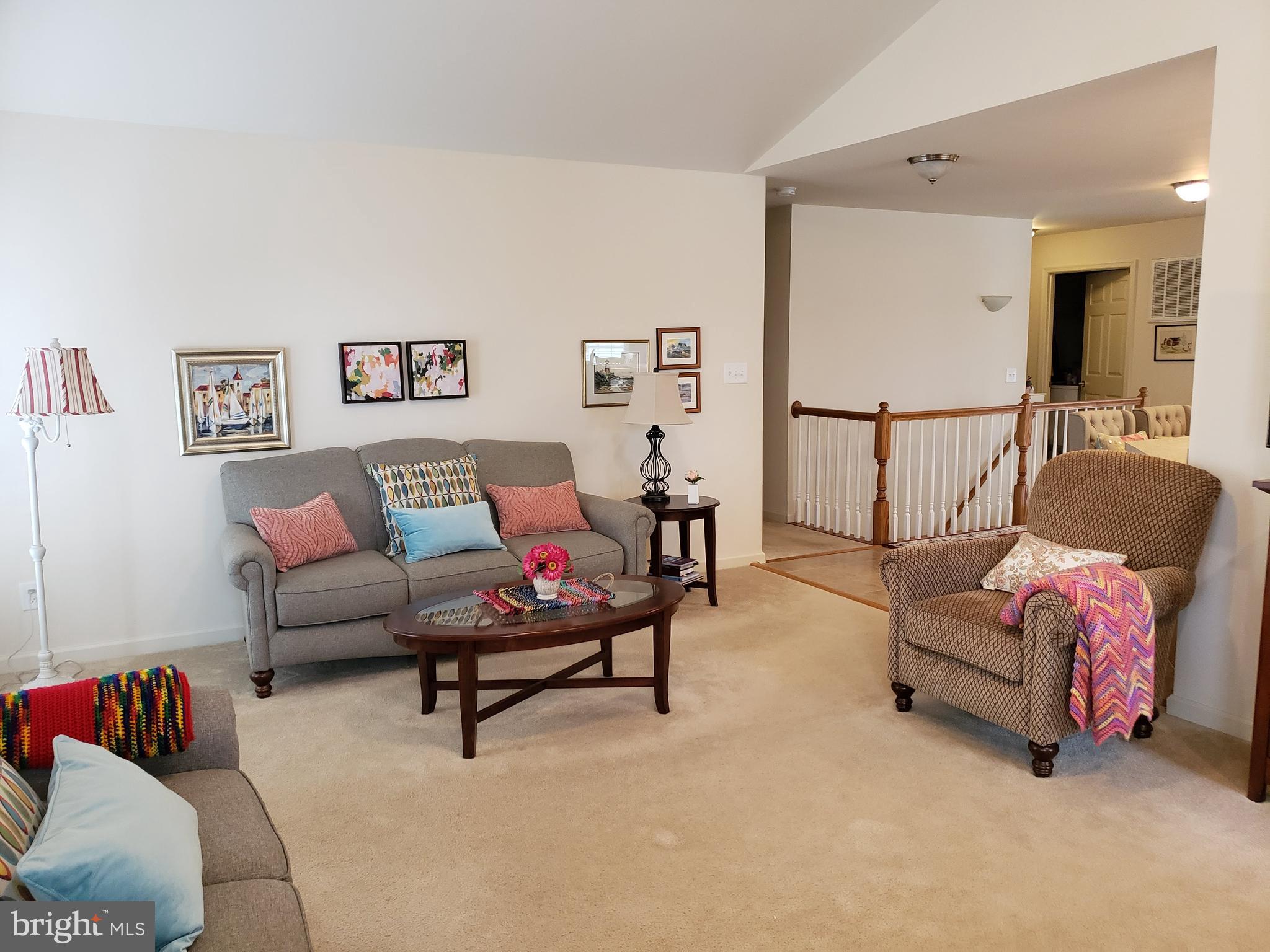 KINGS MANOR - Residential