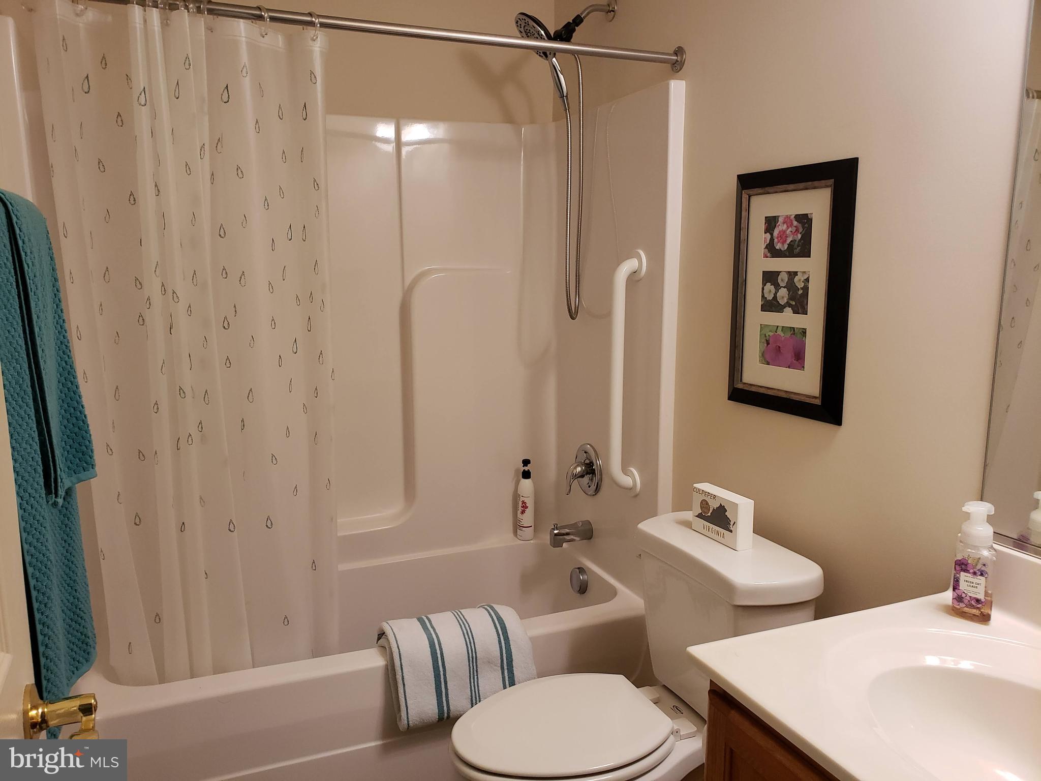 KINGS MANOR - Residential