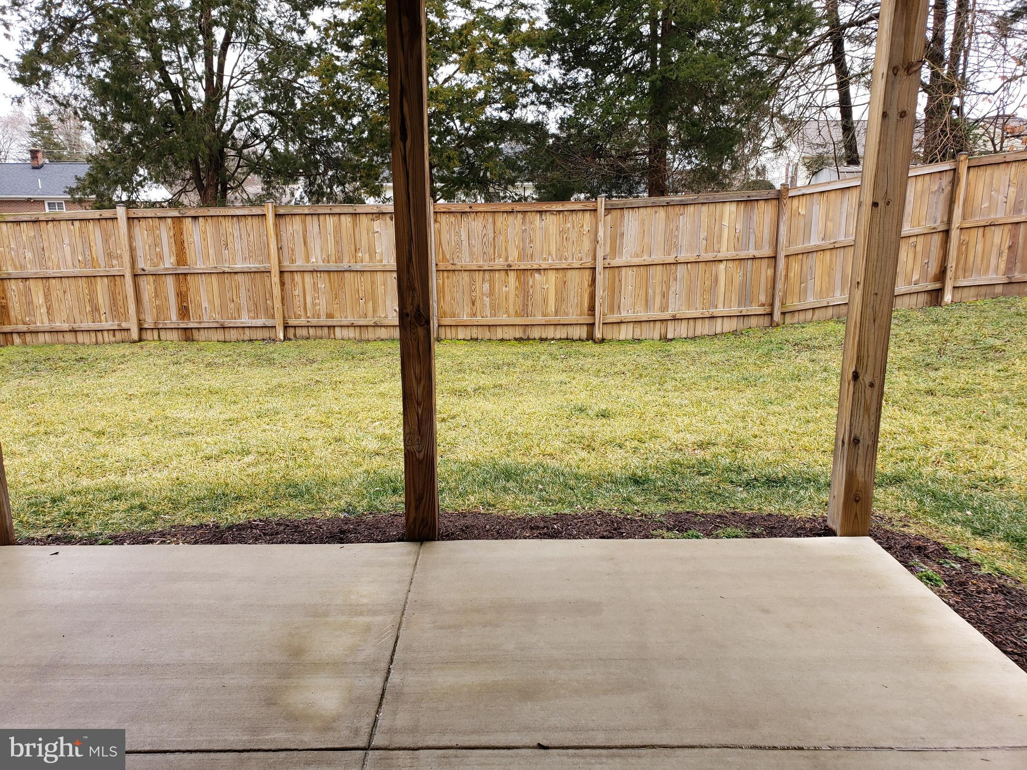 KINGS MANOR - Residential