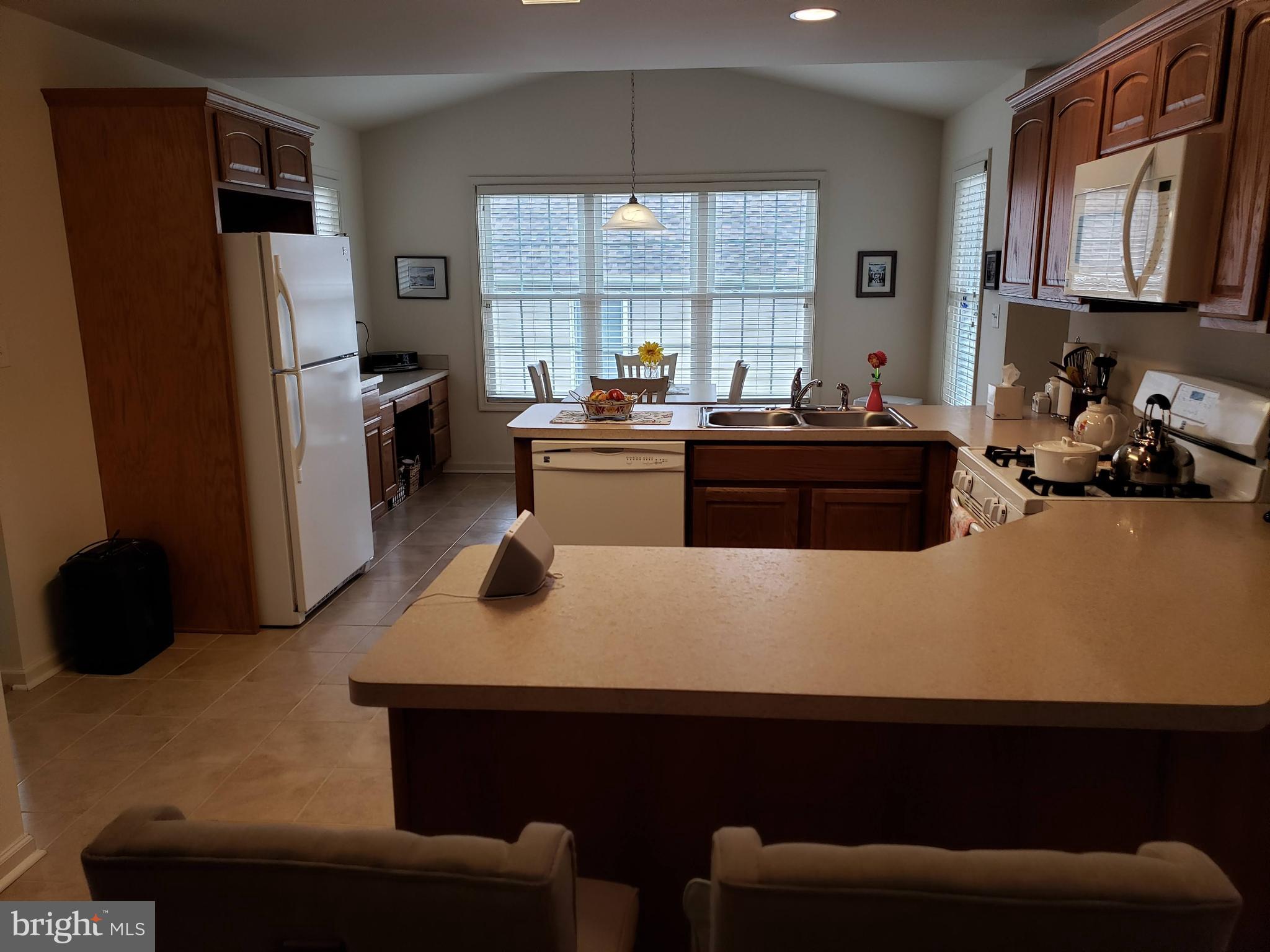 KINGS MANOR - Residential