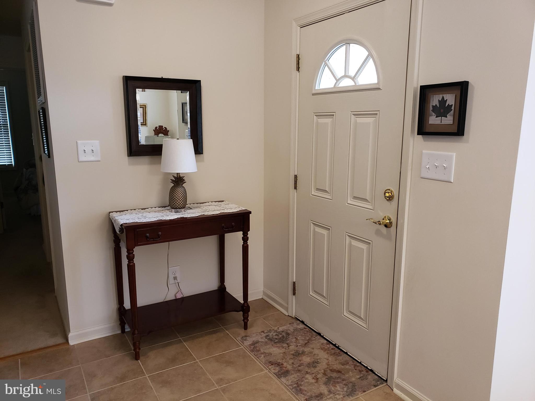 KINGS MANOR - Residential