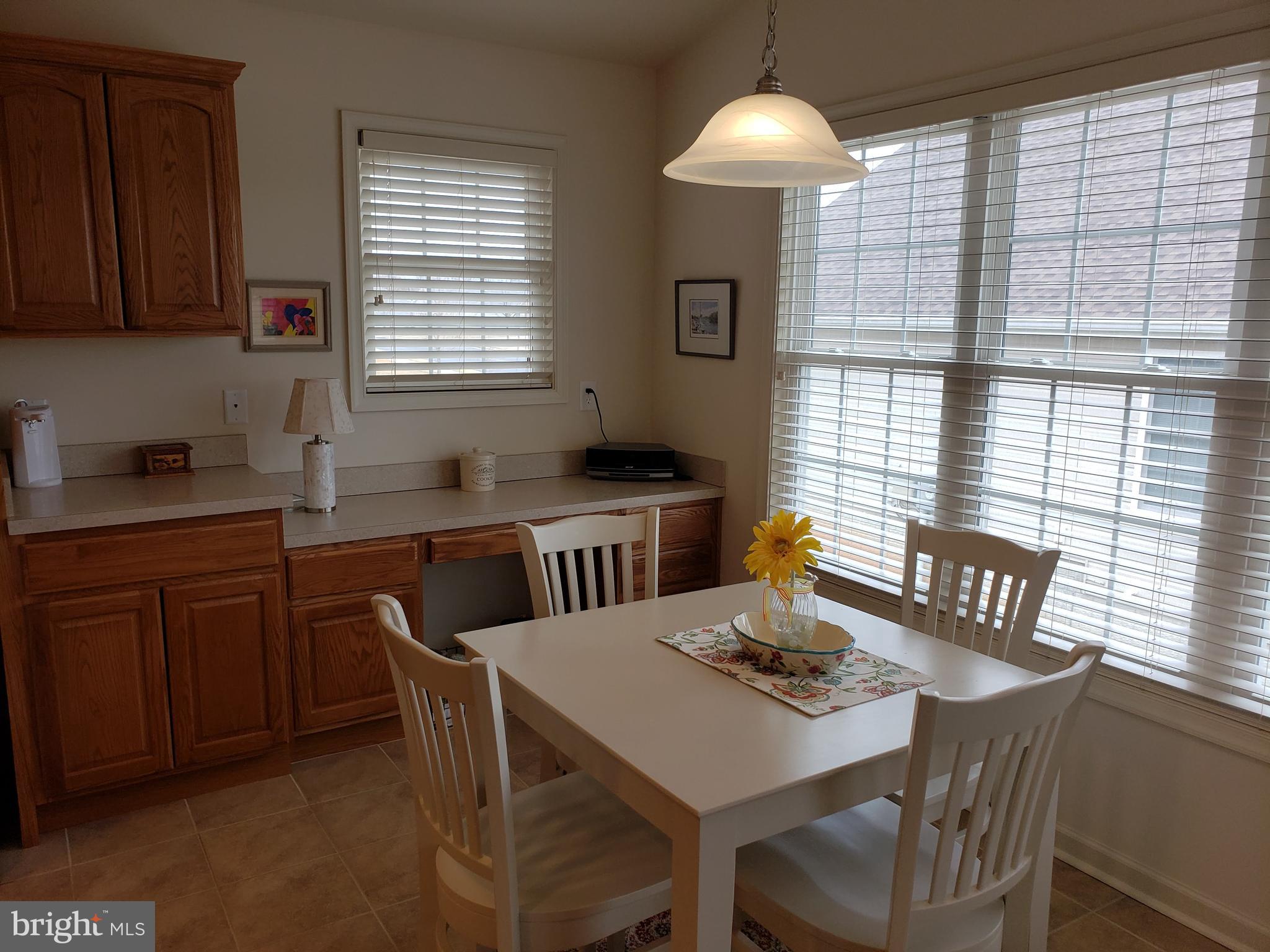 KINGS MANOR - Residential