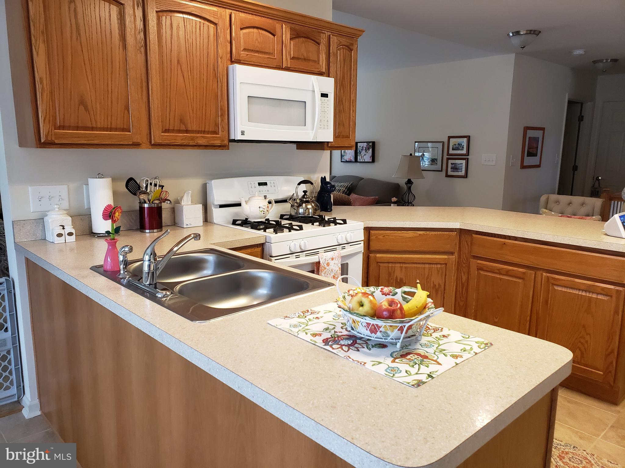 KINGS MANOR - Residential