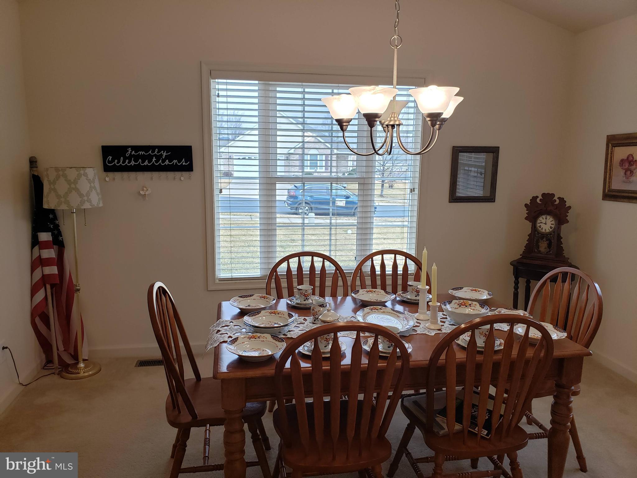 KINGS MANOR - Residential