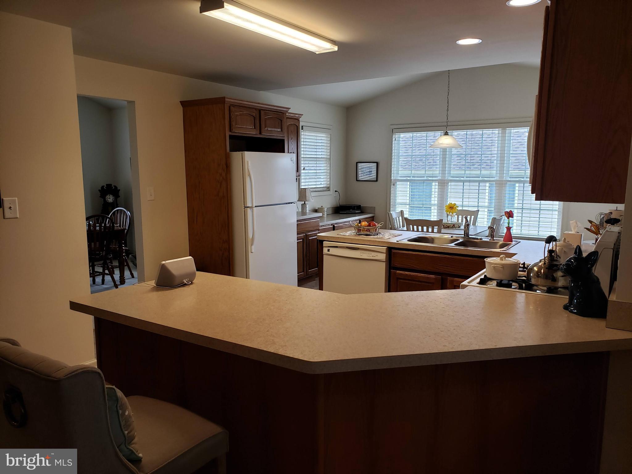 KINGS MANOR - Residential