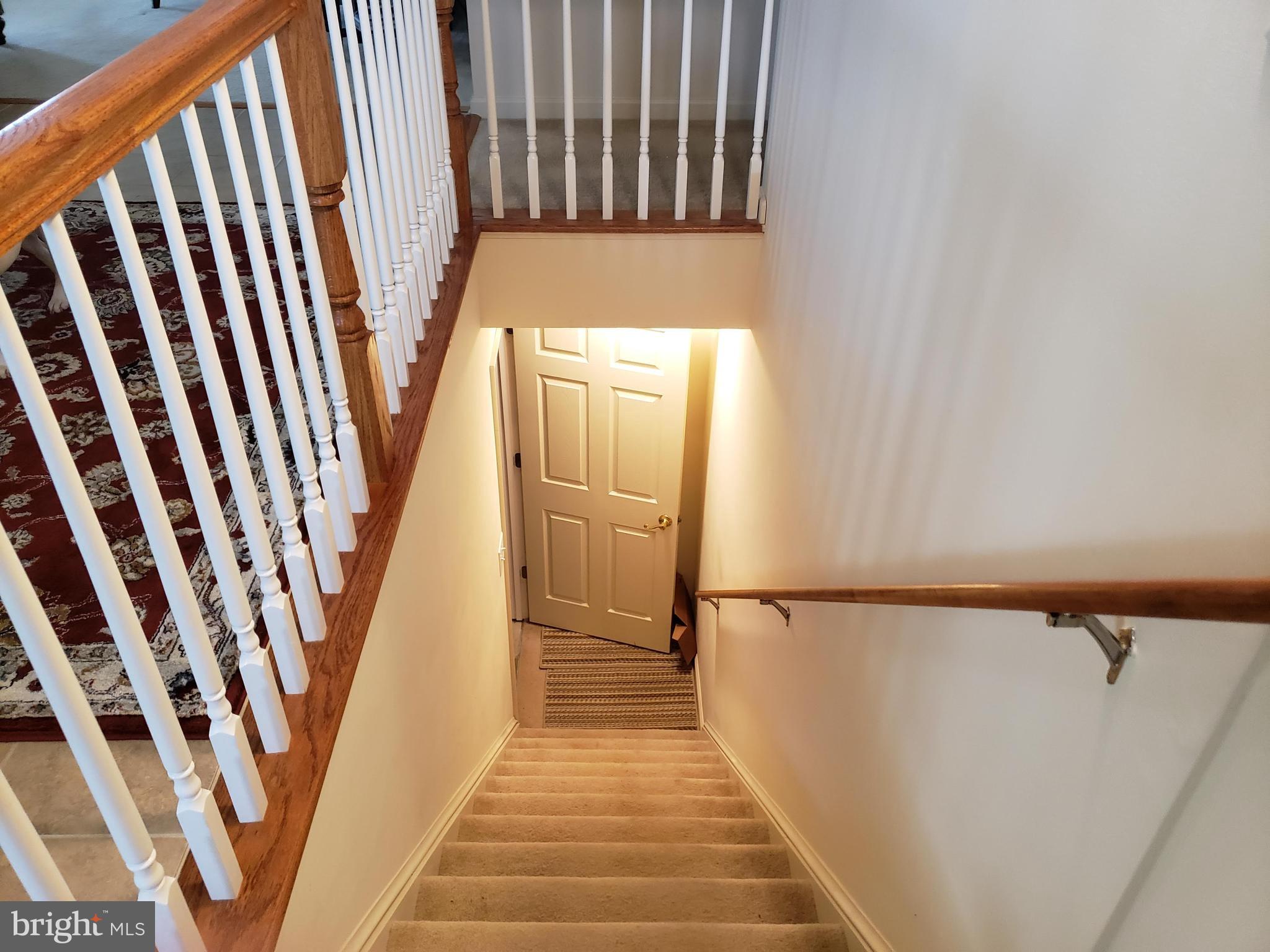 KINGS MANOR - Residential