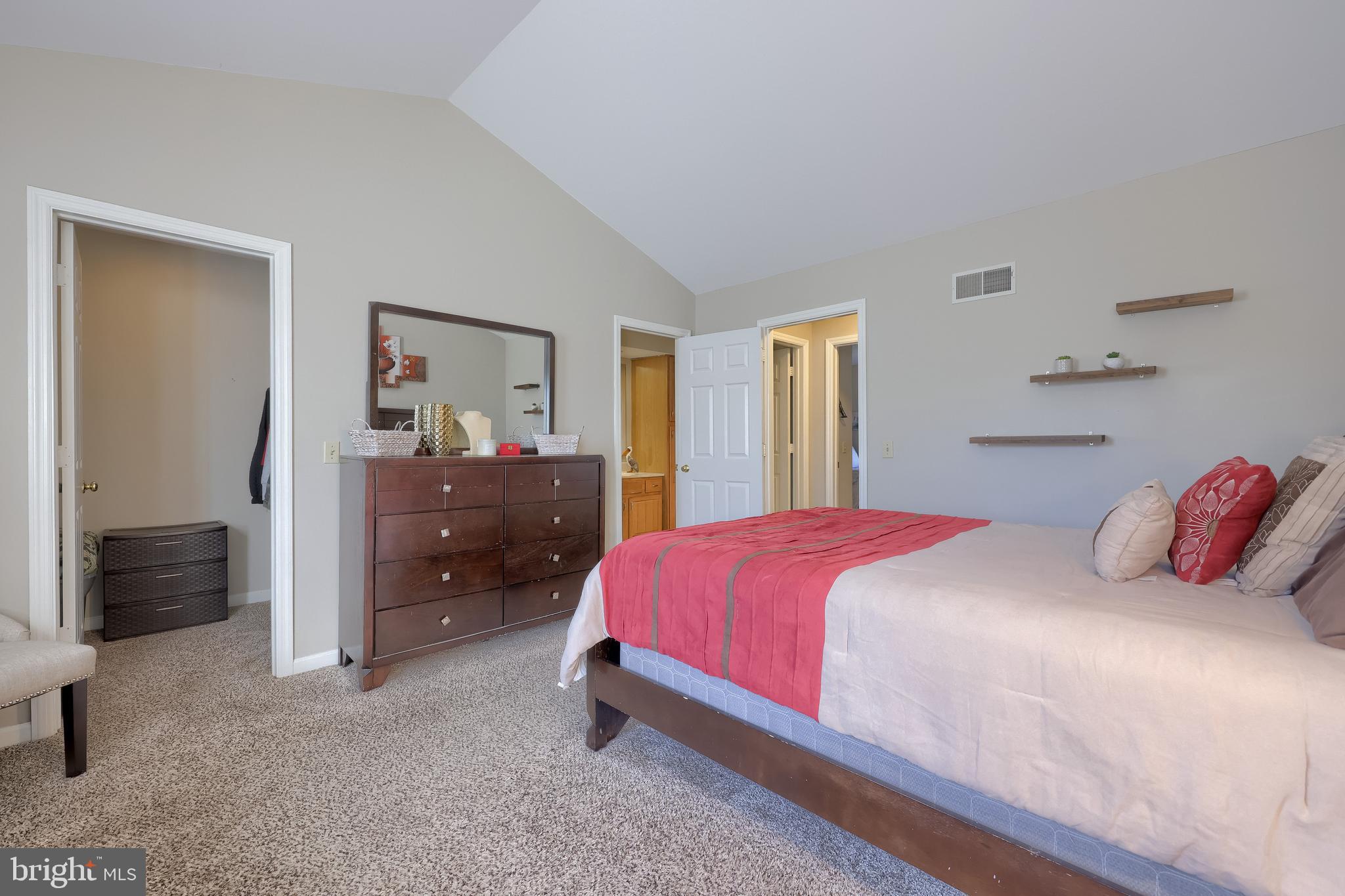 BRADFORD RUN - Residential