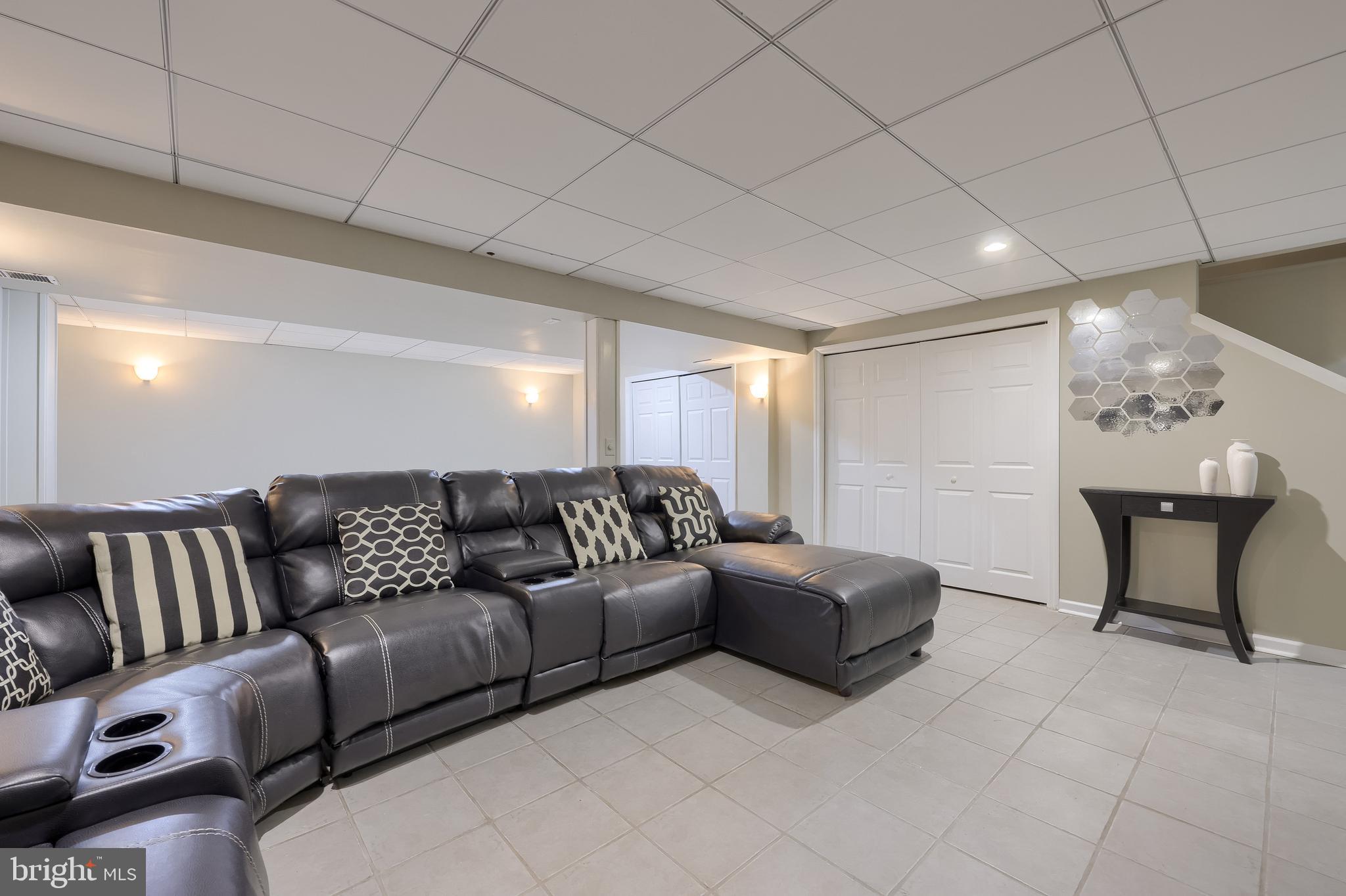 BRADFORD RUN - Residential