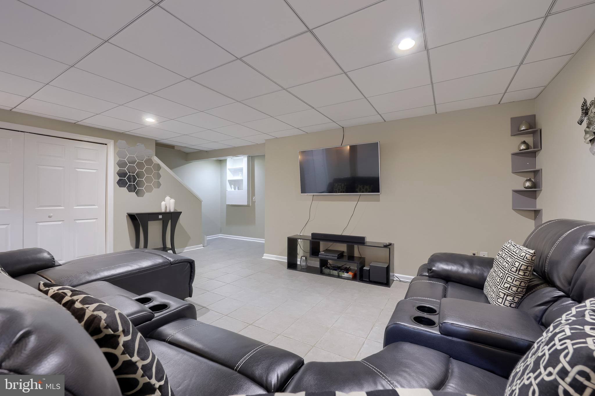 BRADFORD RUN - Residential