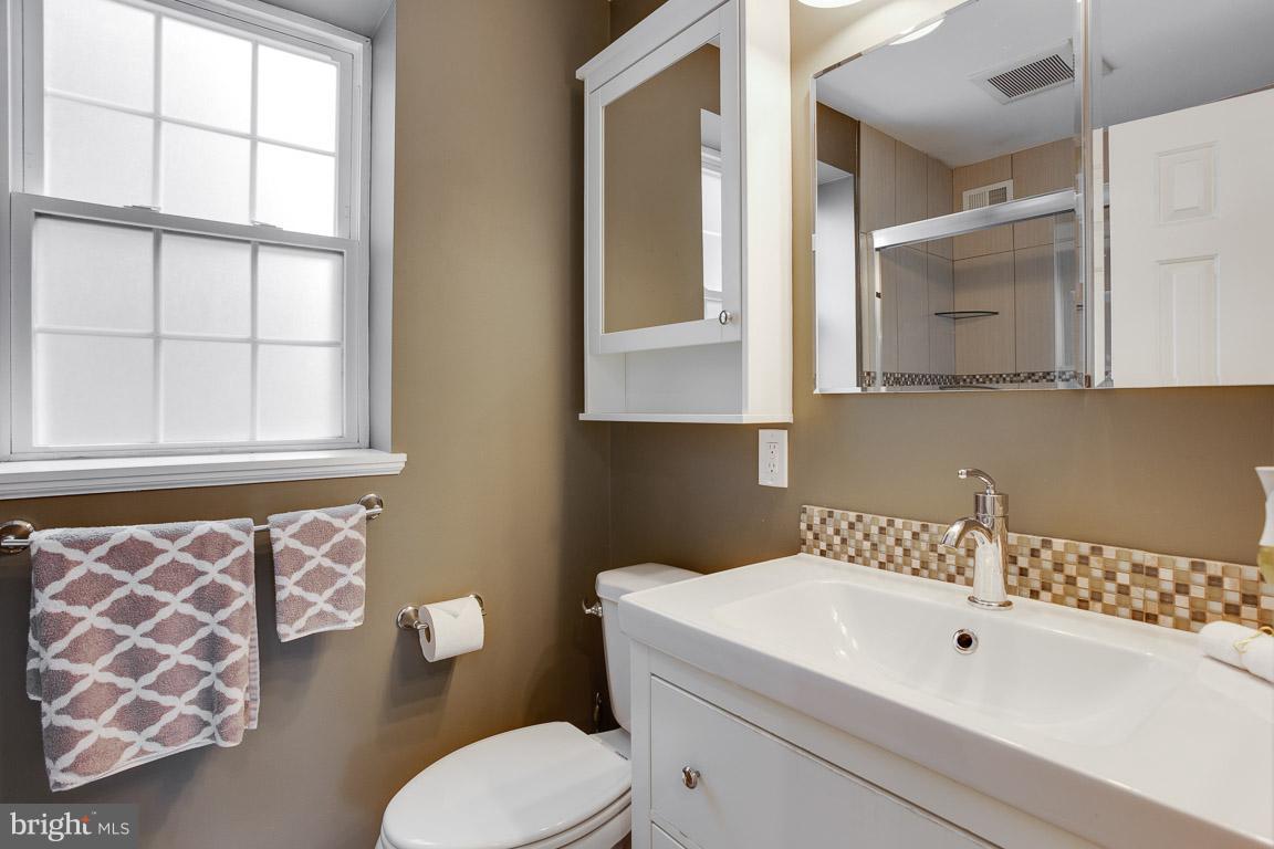 FAIRLINGTON VILLAGE - Residential