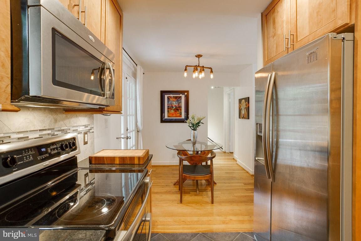 FAIRLINGTON VILLAGE - Residential