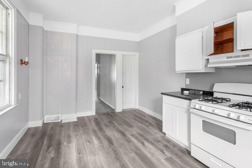 MANCHESTER BORO - Residential