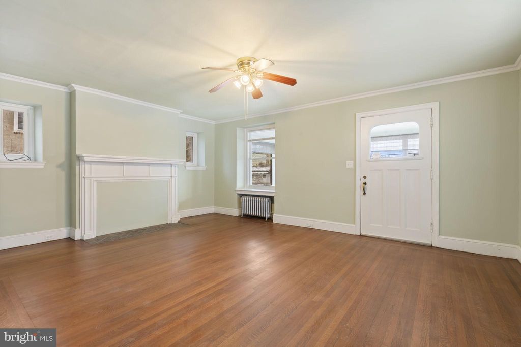 Photo of 112 E Township Line Road, HAVERTOWN, PA 19083 (MLS # PADE2107034)