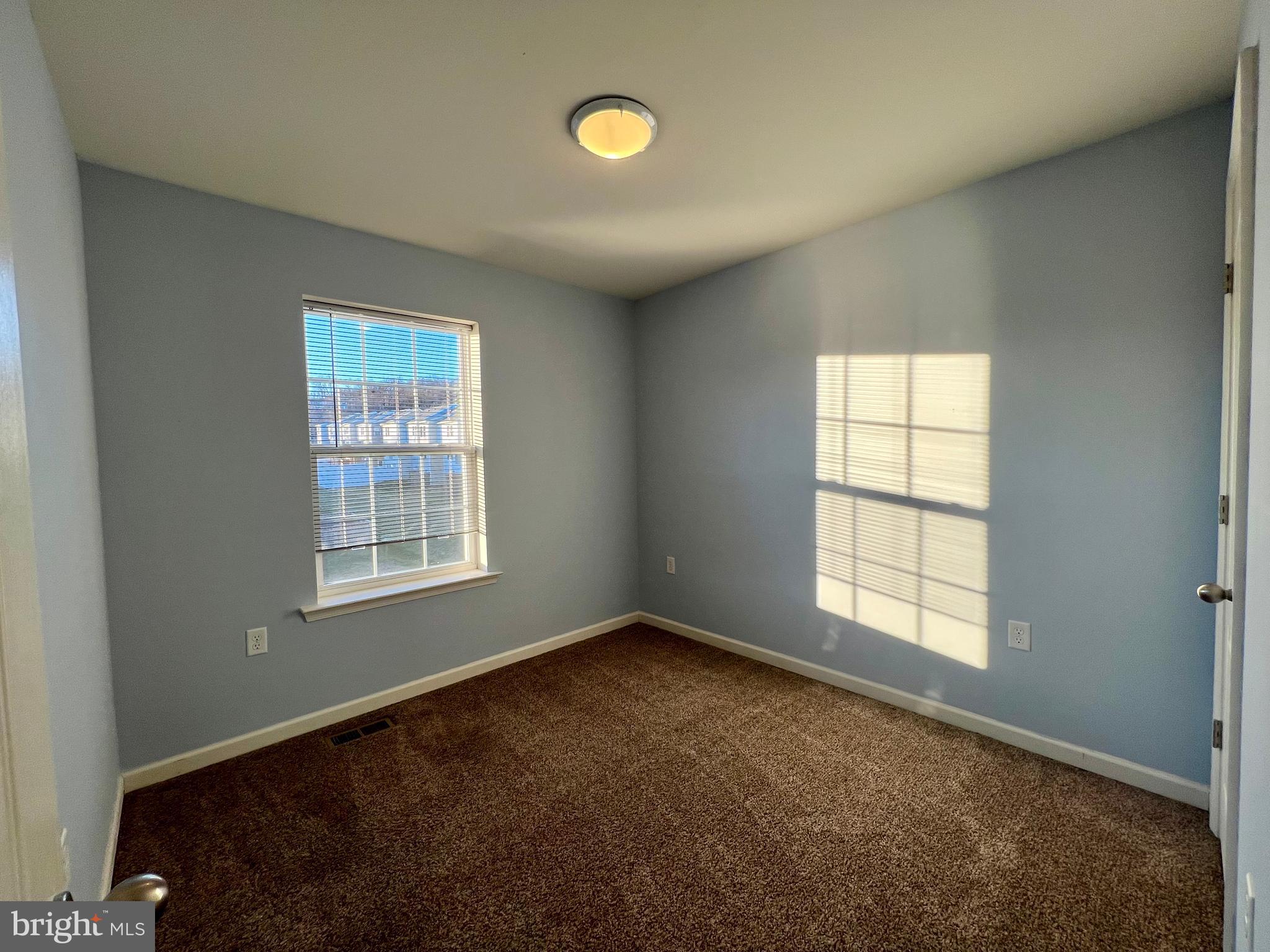 STONEBROOK VILLAGE - Residential Lease