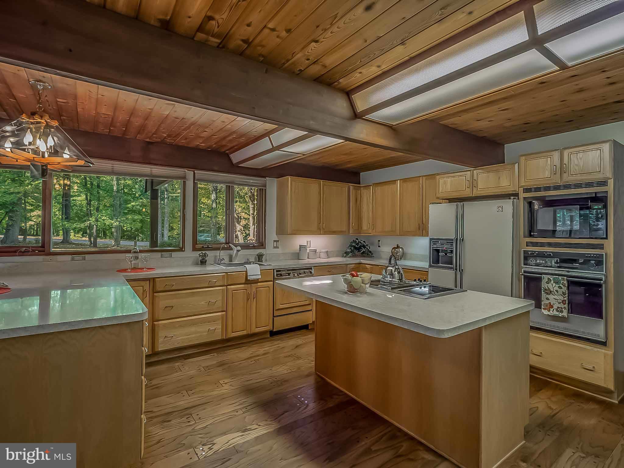 LYONS CREEK OVERLOOK - Residential