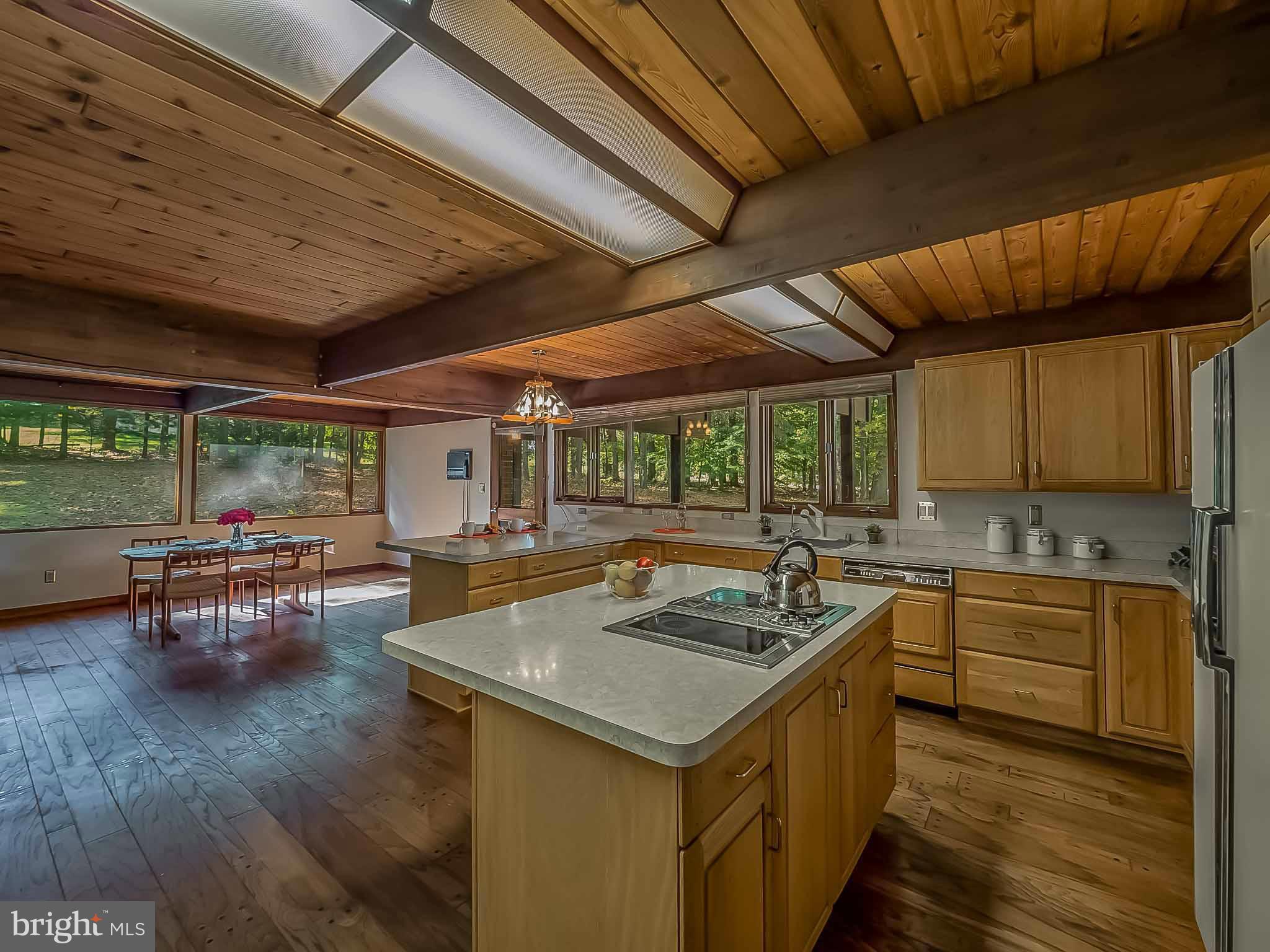 LYONS CREEK OVERLOOK - Residential