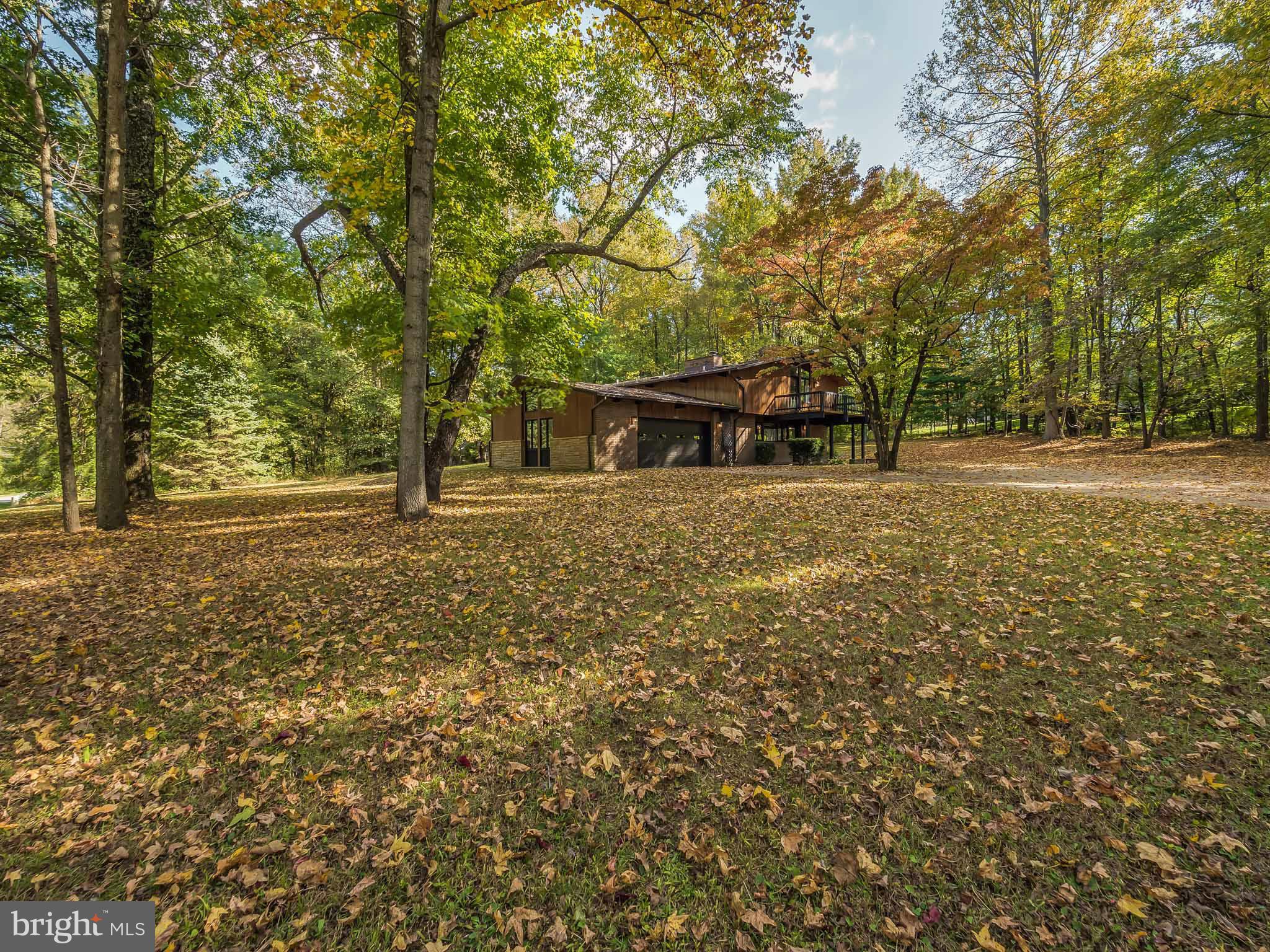 LYONS CREEK OVERLOOK - Residential