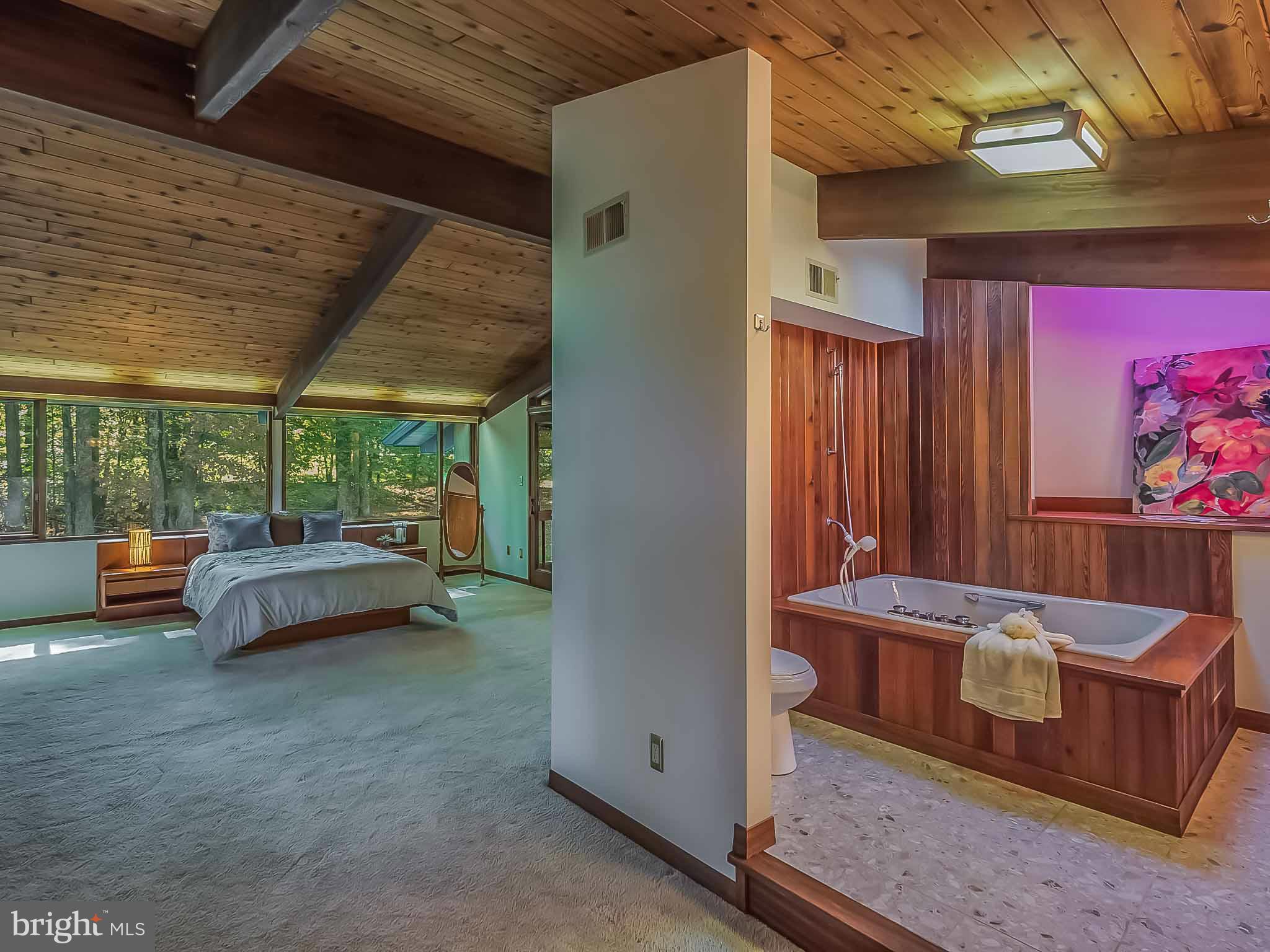 LYONS CREEK OVERLOOK - Residential