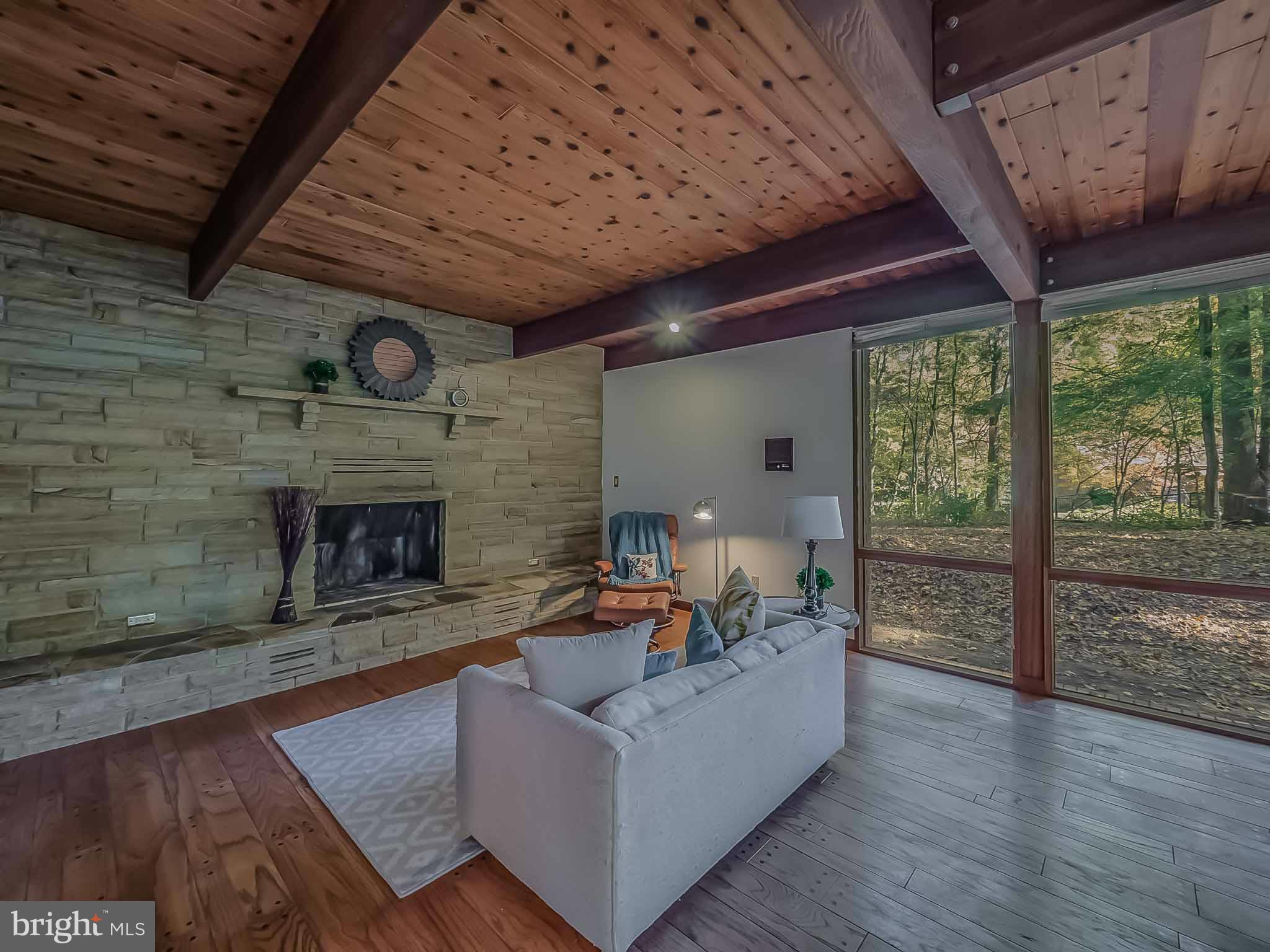 LYONS CREEK OVERLOOK - Residential