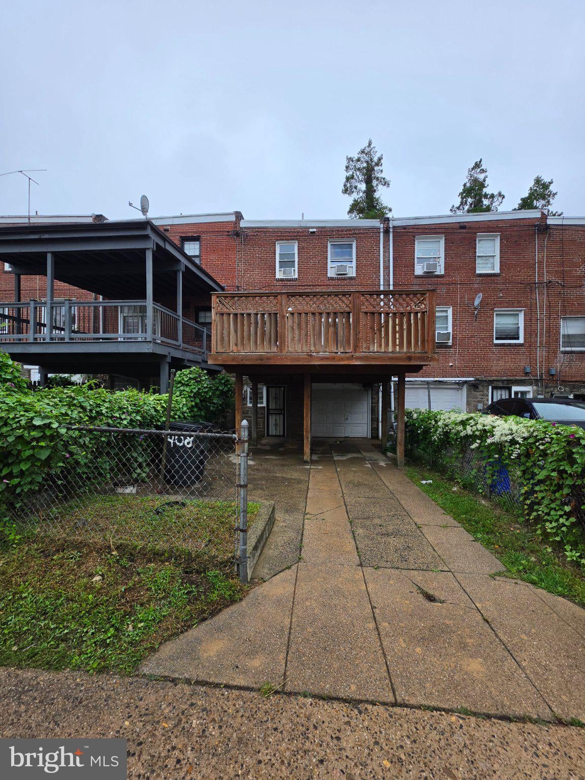 408 E SLOCUM STREET