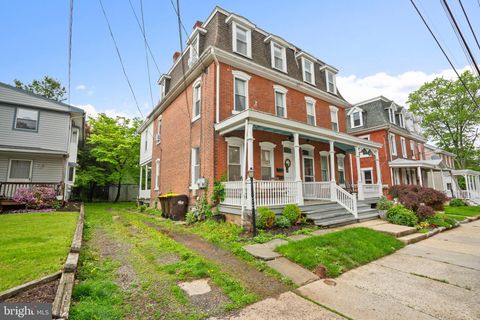 411 SCHOOL STREET NORTH WALES PA 19454