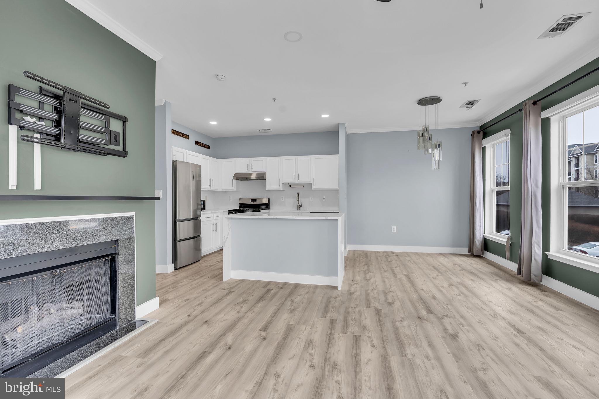 STONEGATE AT FAIRCREST - Residential