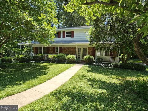Homes For Sale - 109 Stauffer Road<br/> SEVERNA PARK, MD 21146