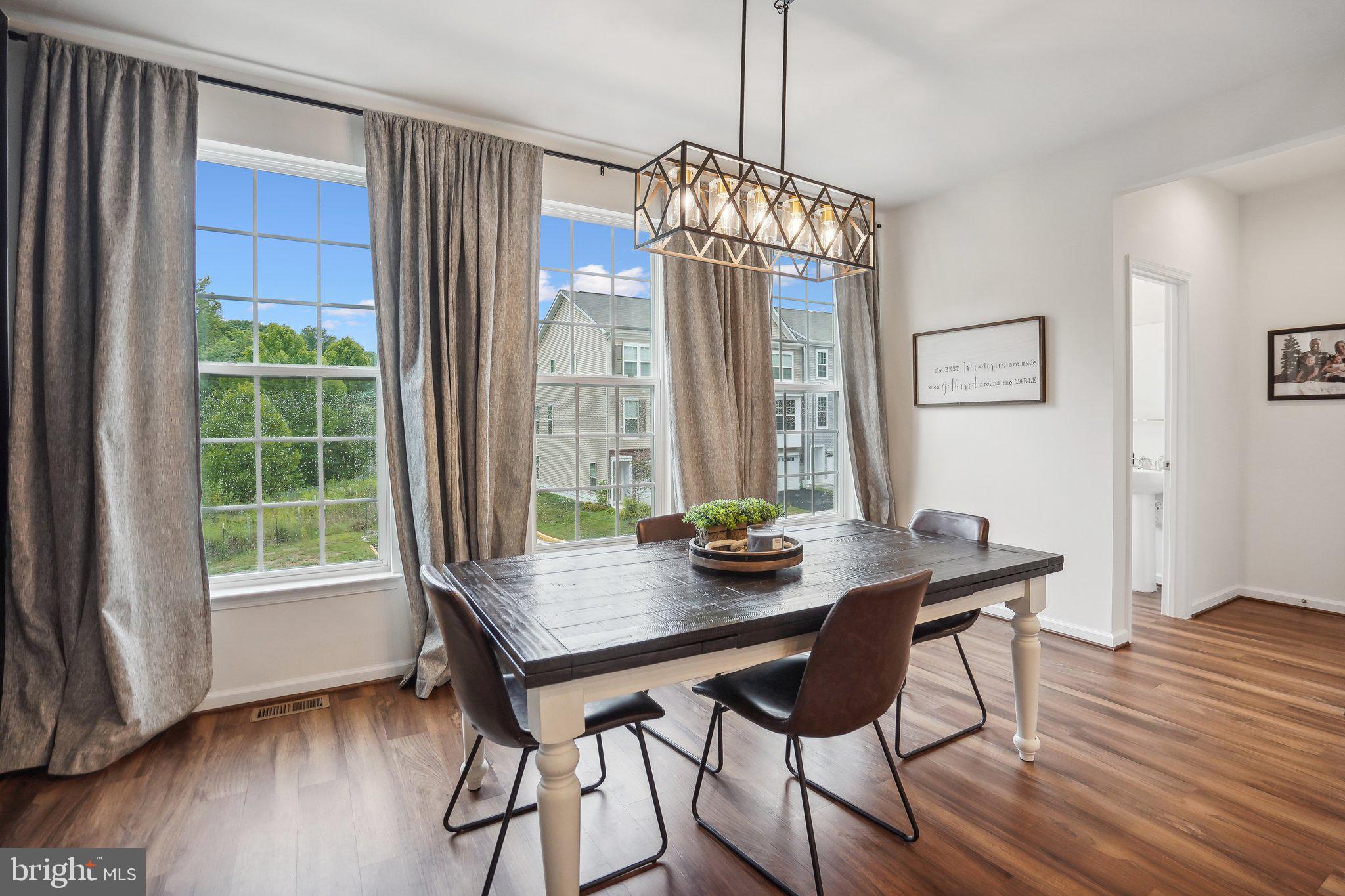 SIGNAL HILL - Residential