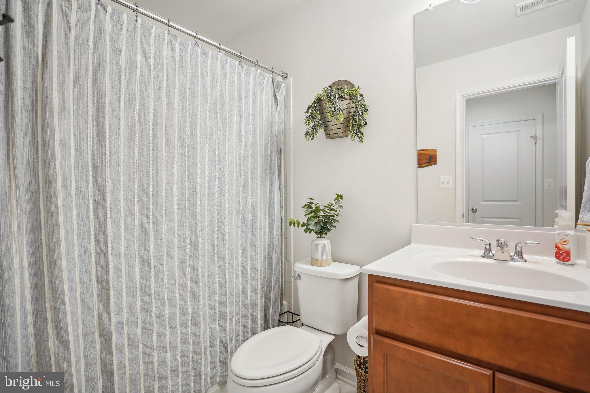 SIGNAL HILL - Residential