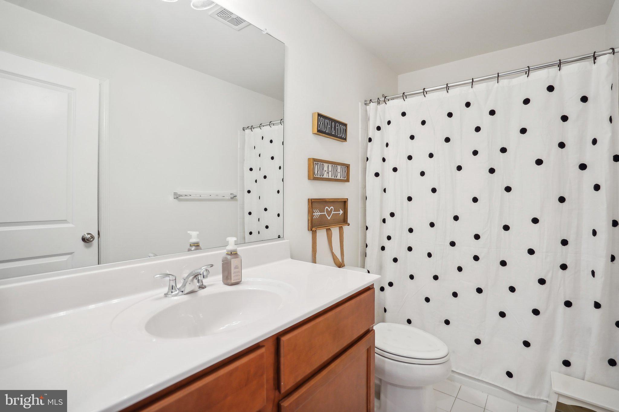 SIGNAL HILL - Residential