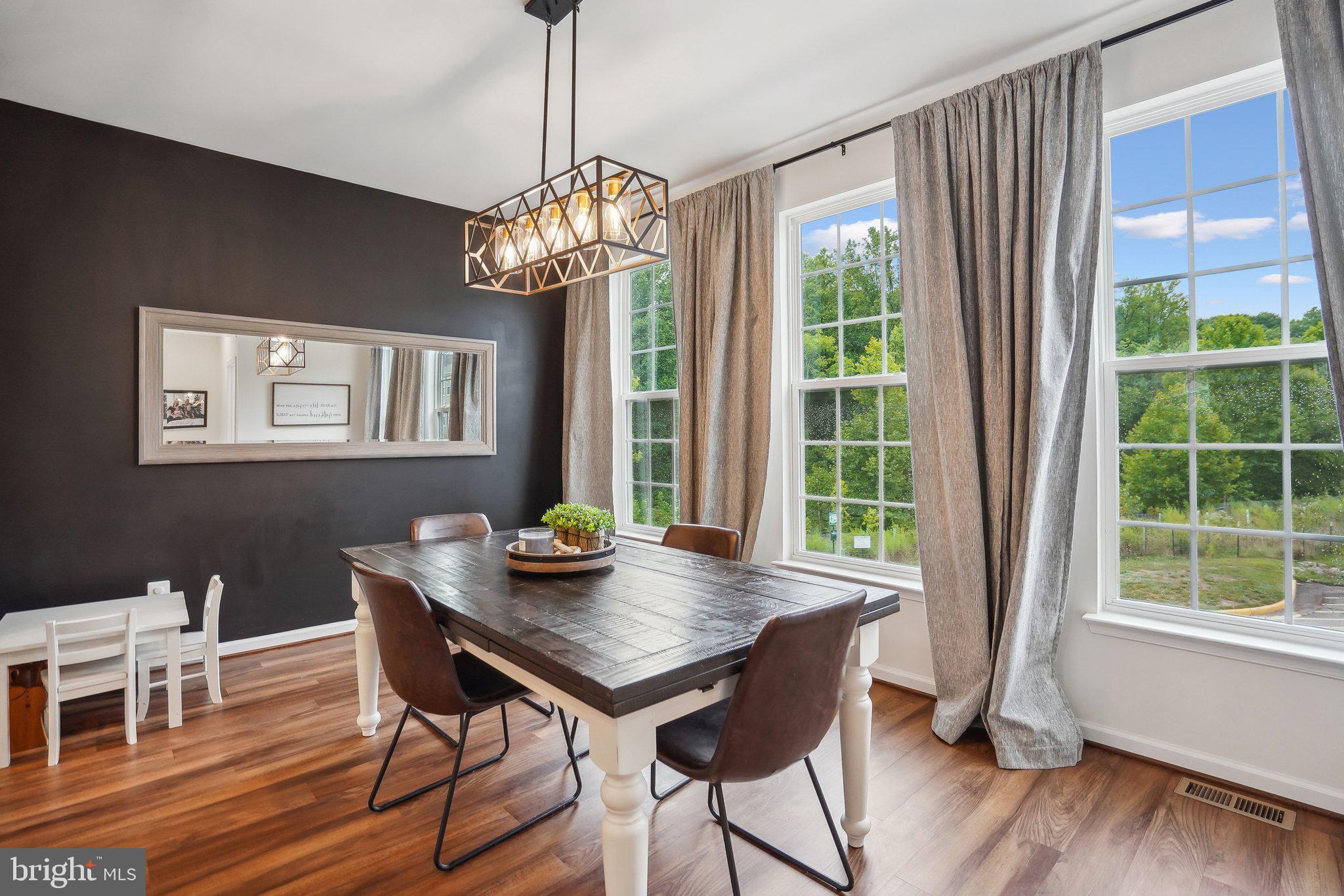 SIGNAL HILL - Residential