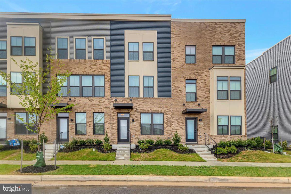 FOUNDRY STATION - Residential Lease