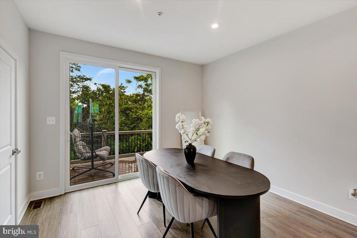 FOUNDRY STATION - Residential Lease