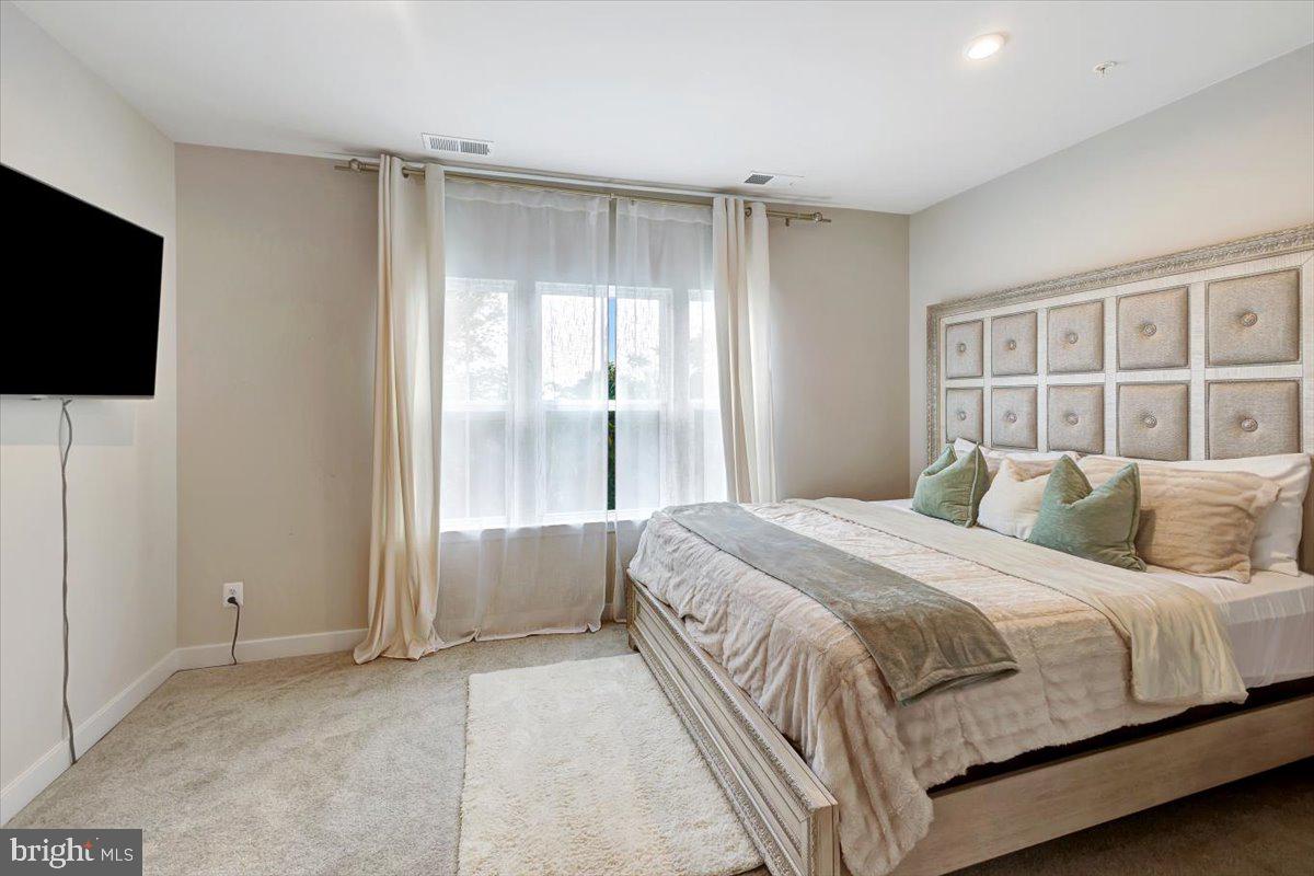 FOUNDRY STATION - Residential Lease