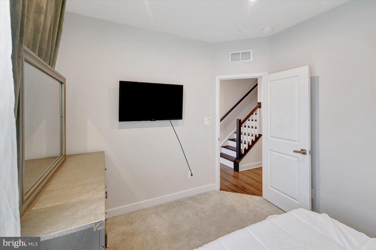 FOUNDRY STATION - Residential Lease